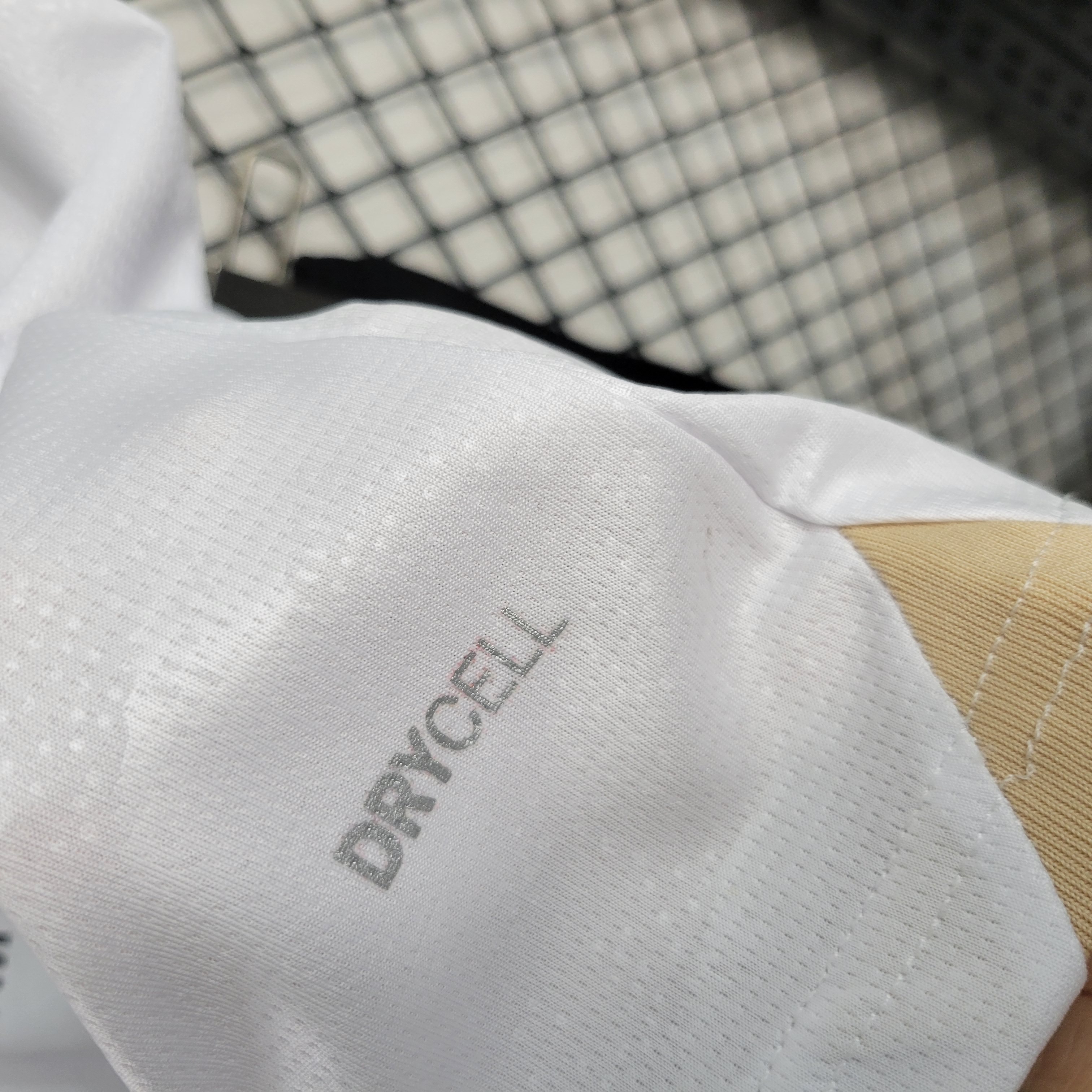 Valencia 23-24 Home Kids Kit - SOCCERDEALSHOP