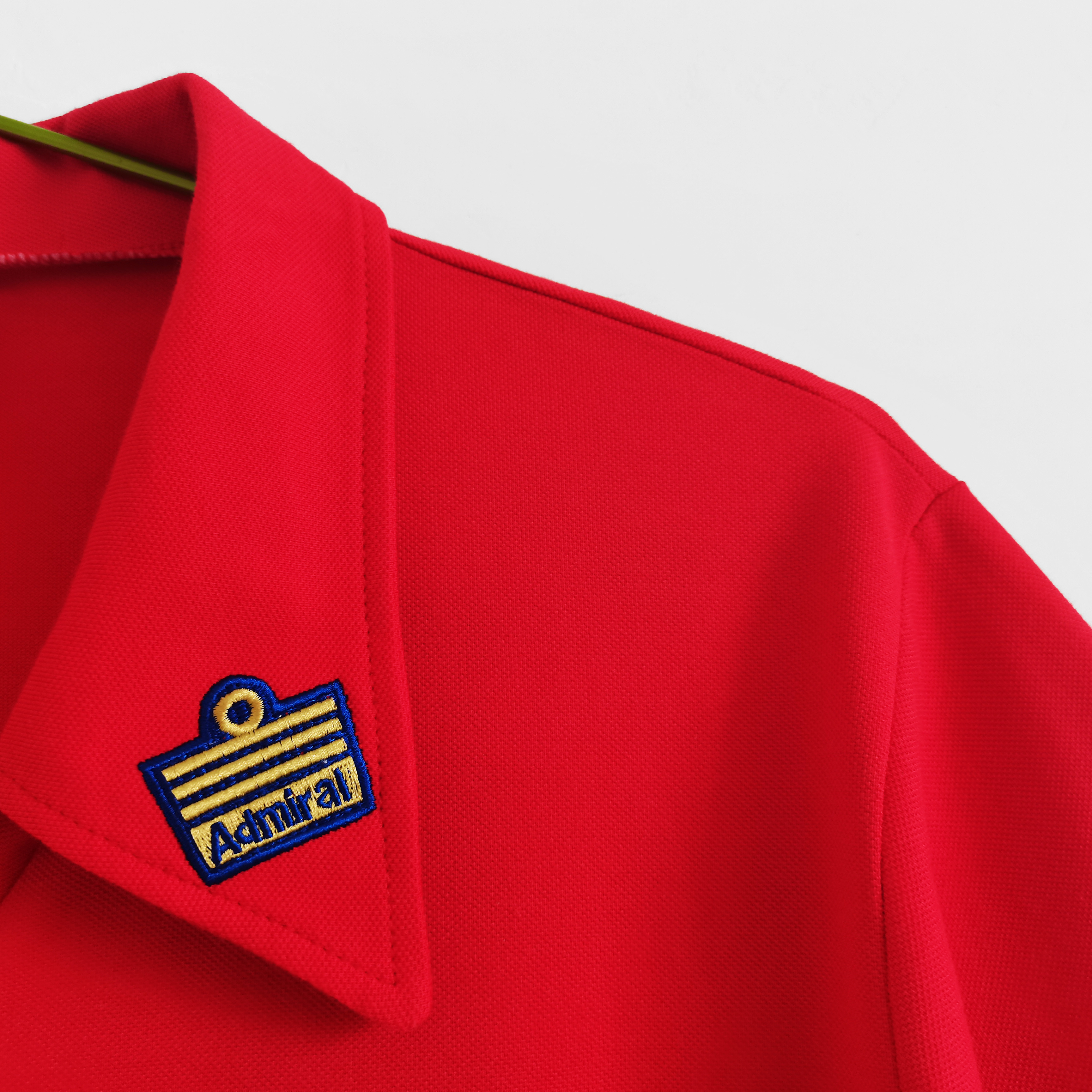 Retro Wales 1976 Home Stadium Jersey - SOCCERDEALSHOP