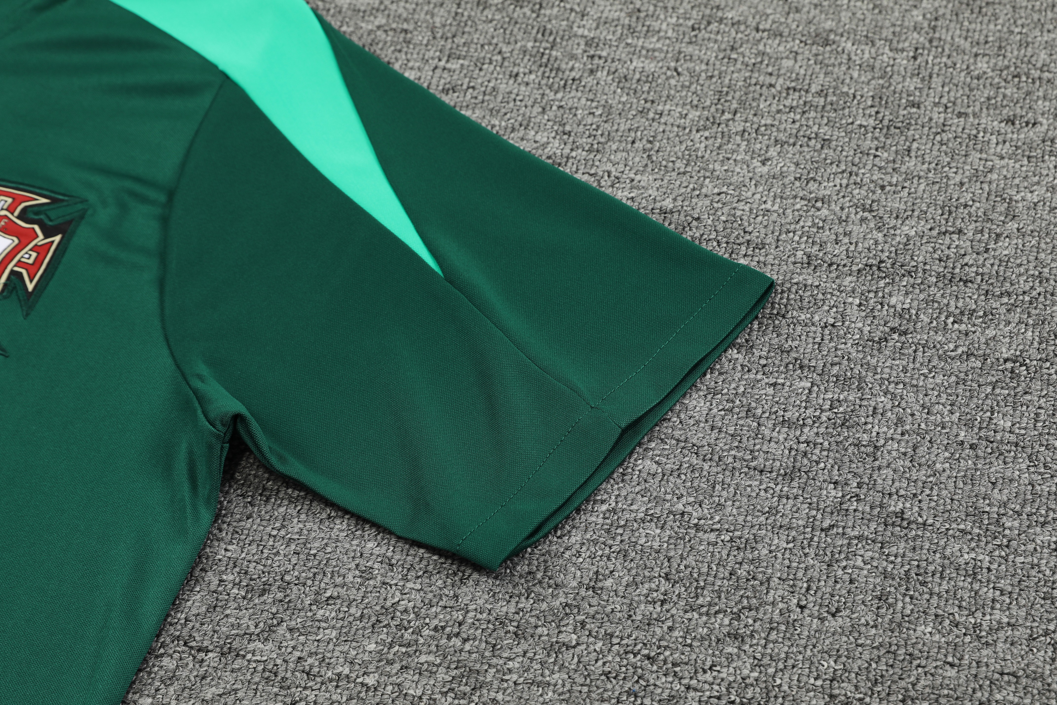 Portugal 2024 Short-Sleeve Training Set - Green - SOCCERDEALSHOP