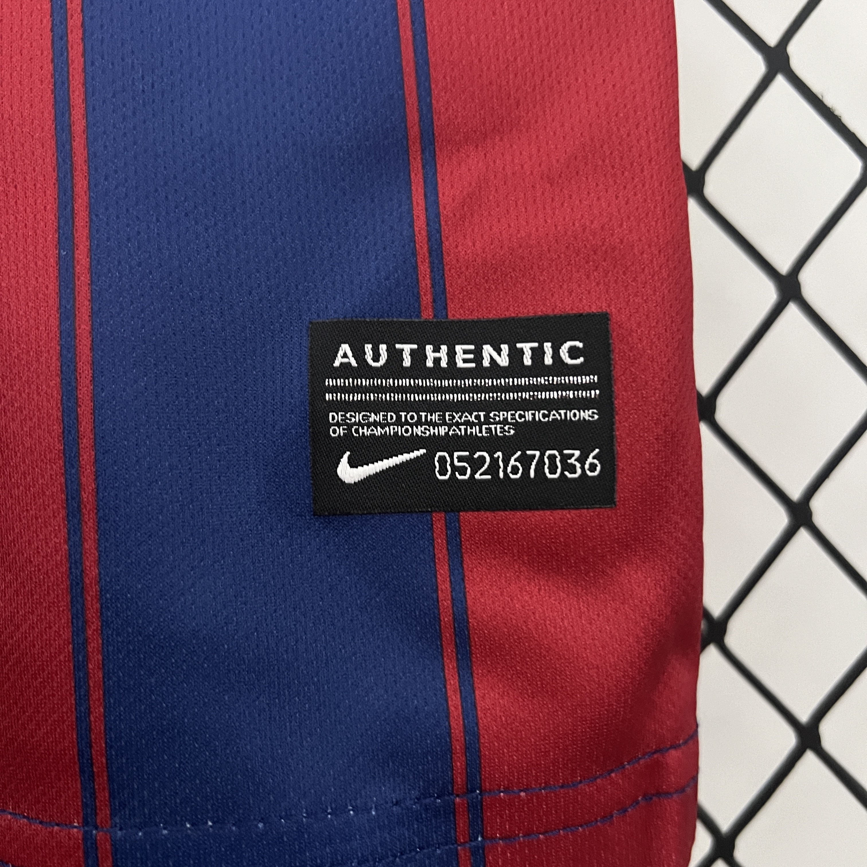 Retro B.A.R.S.A 2009-10 Home Stadium Kids Kit - SOCCERDEALSHOP