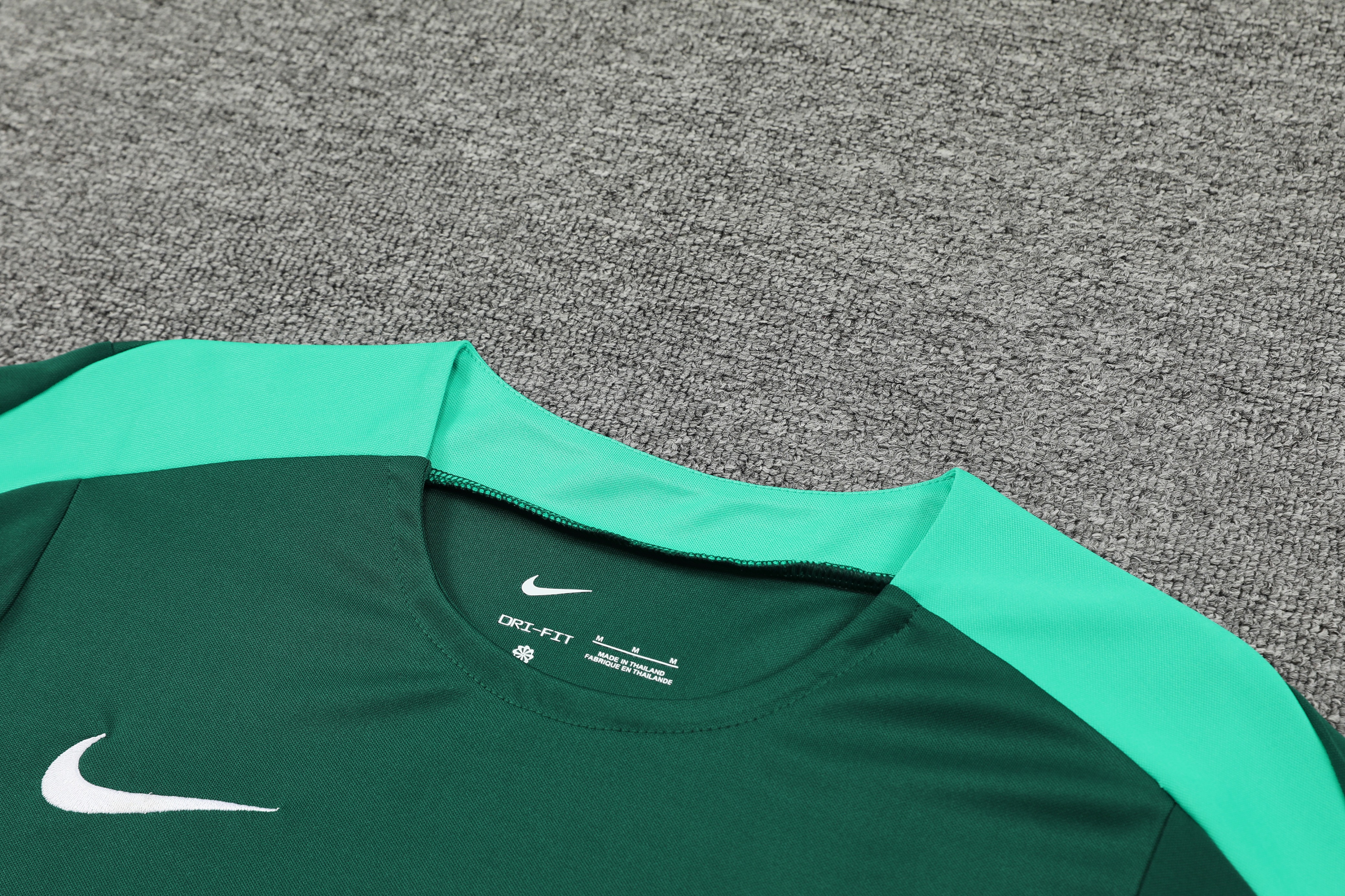 Portugal 2024 Short-Sleeve Training Set - Green - SOCCERDEALSHOP