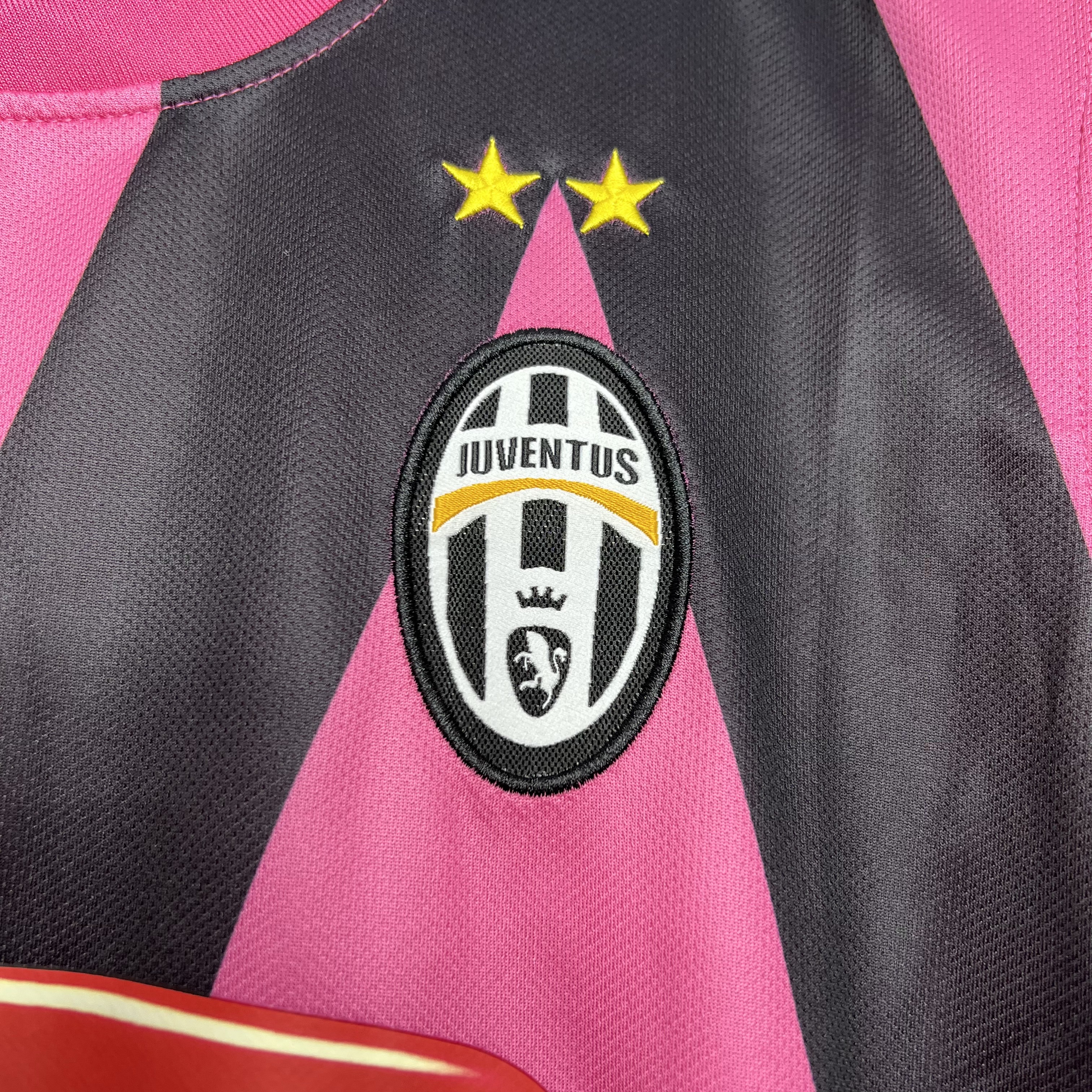 Retro Juventus 2011-12 Away Jersey - SOCCERDEALSHOP