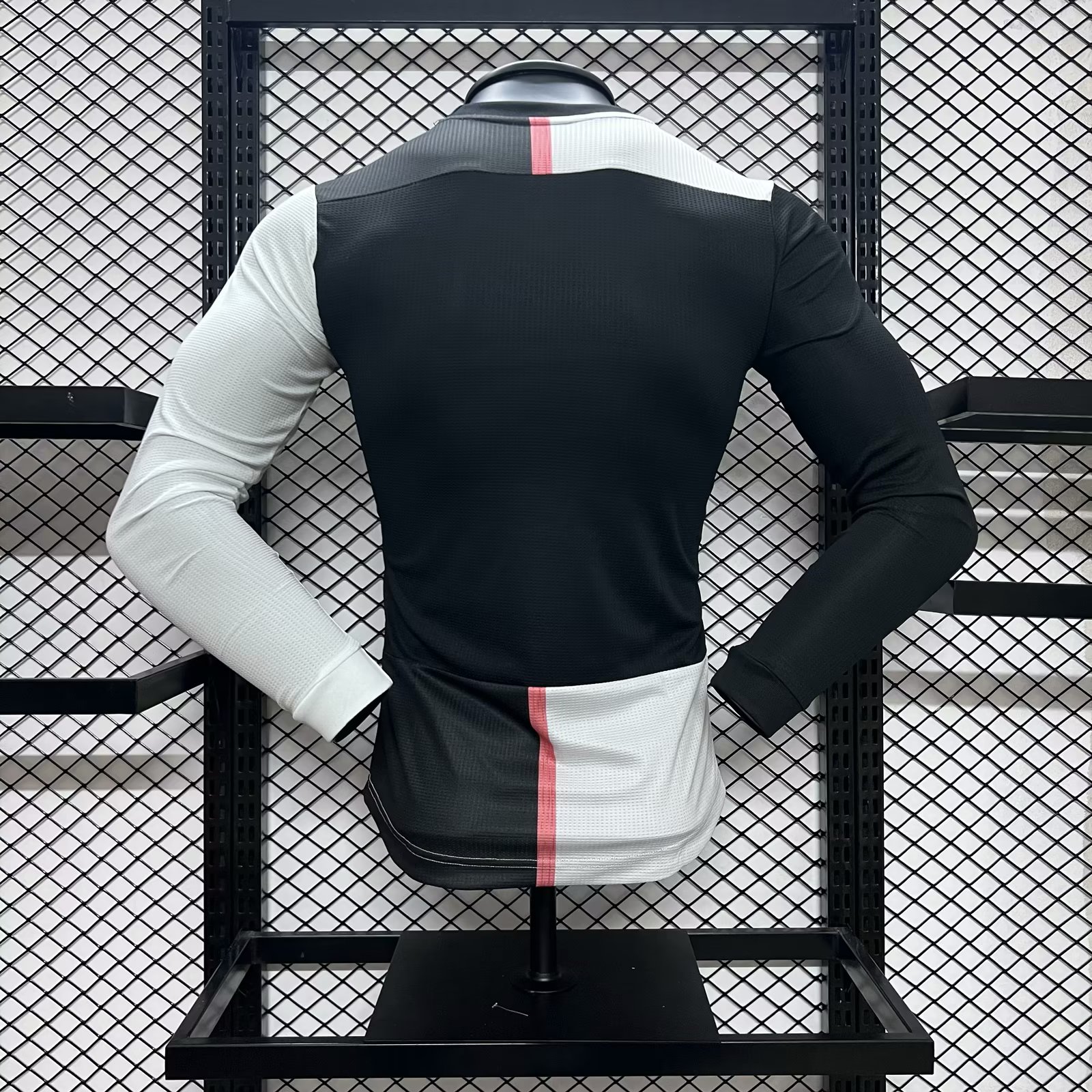 Retro Juventus 2019-20 Home Stadium Long Sleeve Jersey - Player Version - SOCCERDEALSHOP