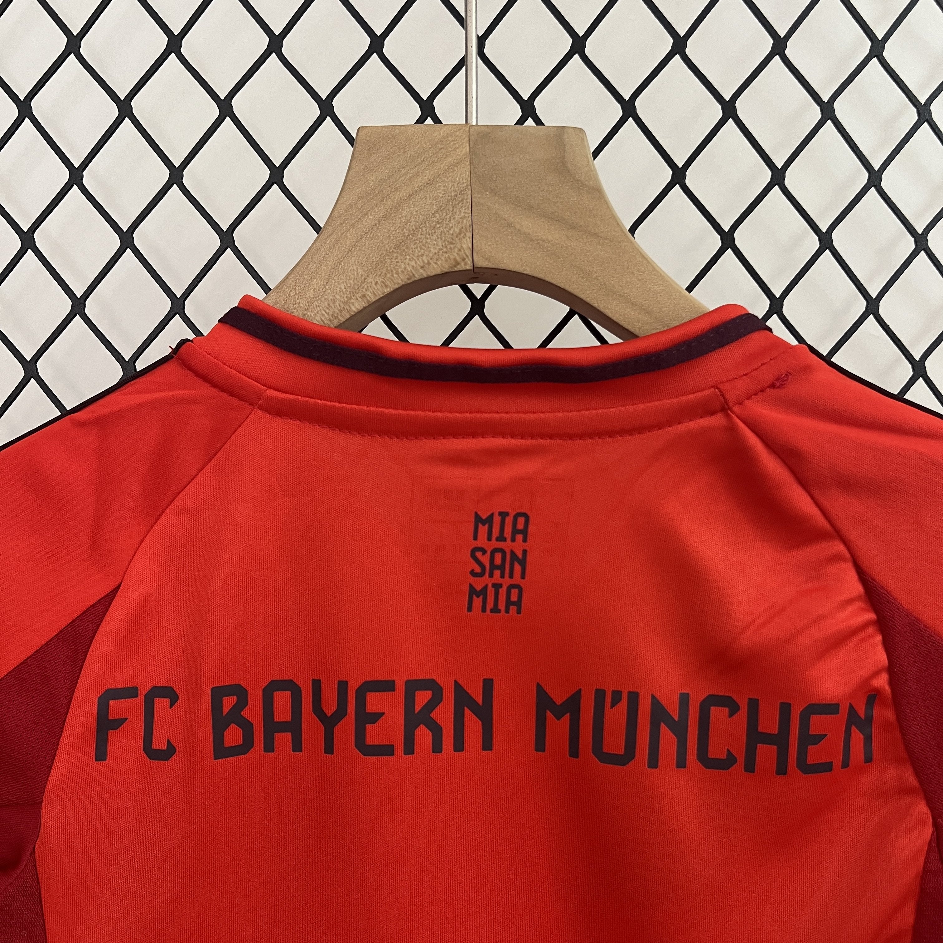 Bayern Munich 24-25 Home Kids Kit - Fans Version - SOCCERDEALSHOP