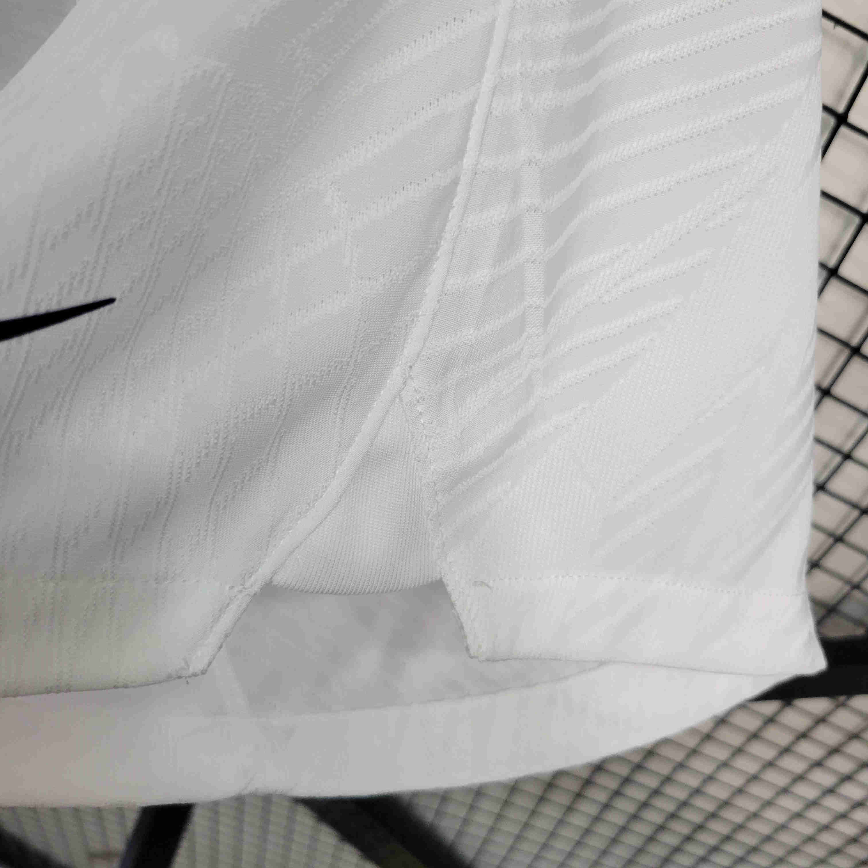 Paris Saint Germain PSG 23-24 White Shorts - Player Version - SOCCERDEALSHOP