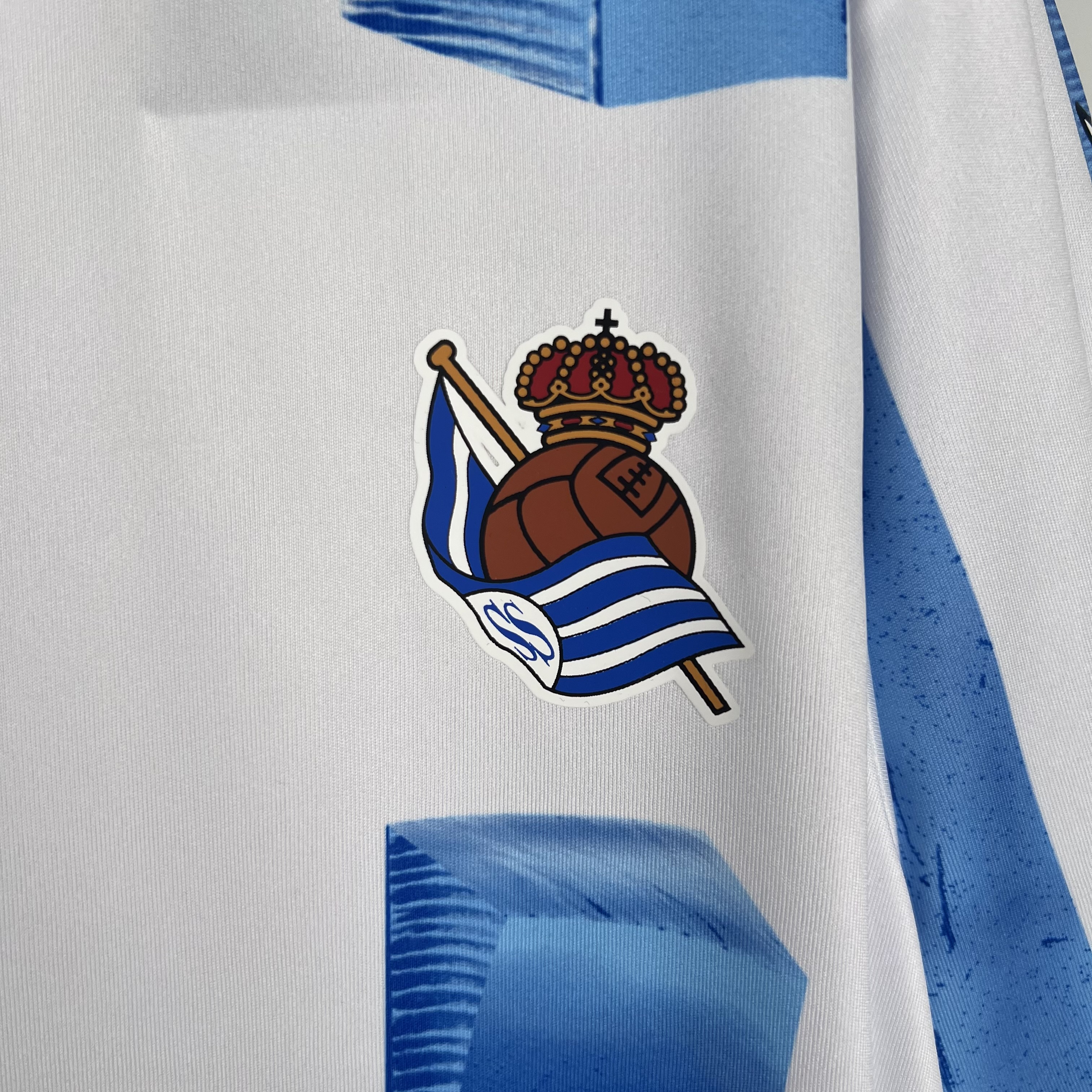 Real Sociedad 23-24 Home Stadium Jersey - Fans Version - SOCCERDEALSHOP