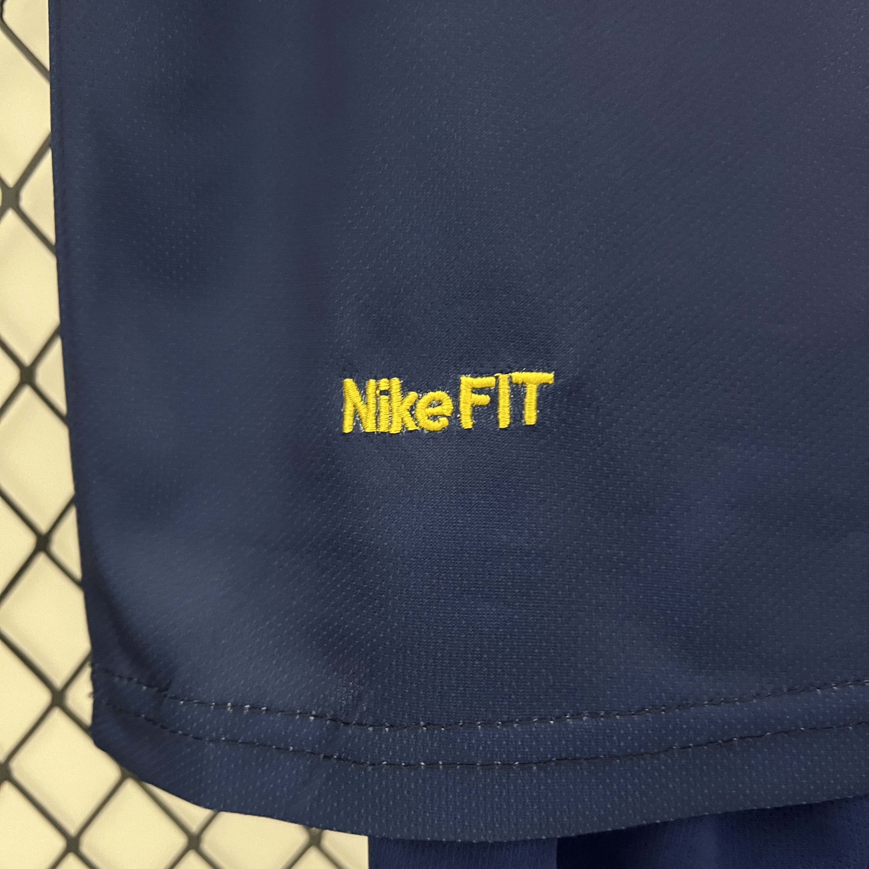 Retro B.A.R.S.A 2008-09 Home Stadium Kids Kit - SOCCERDEALSHOP