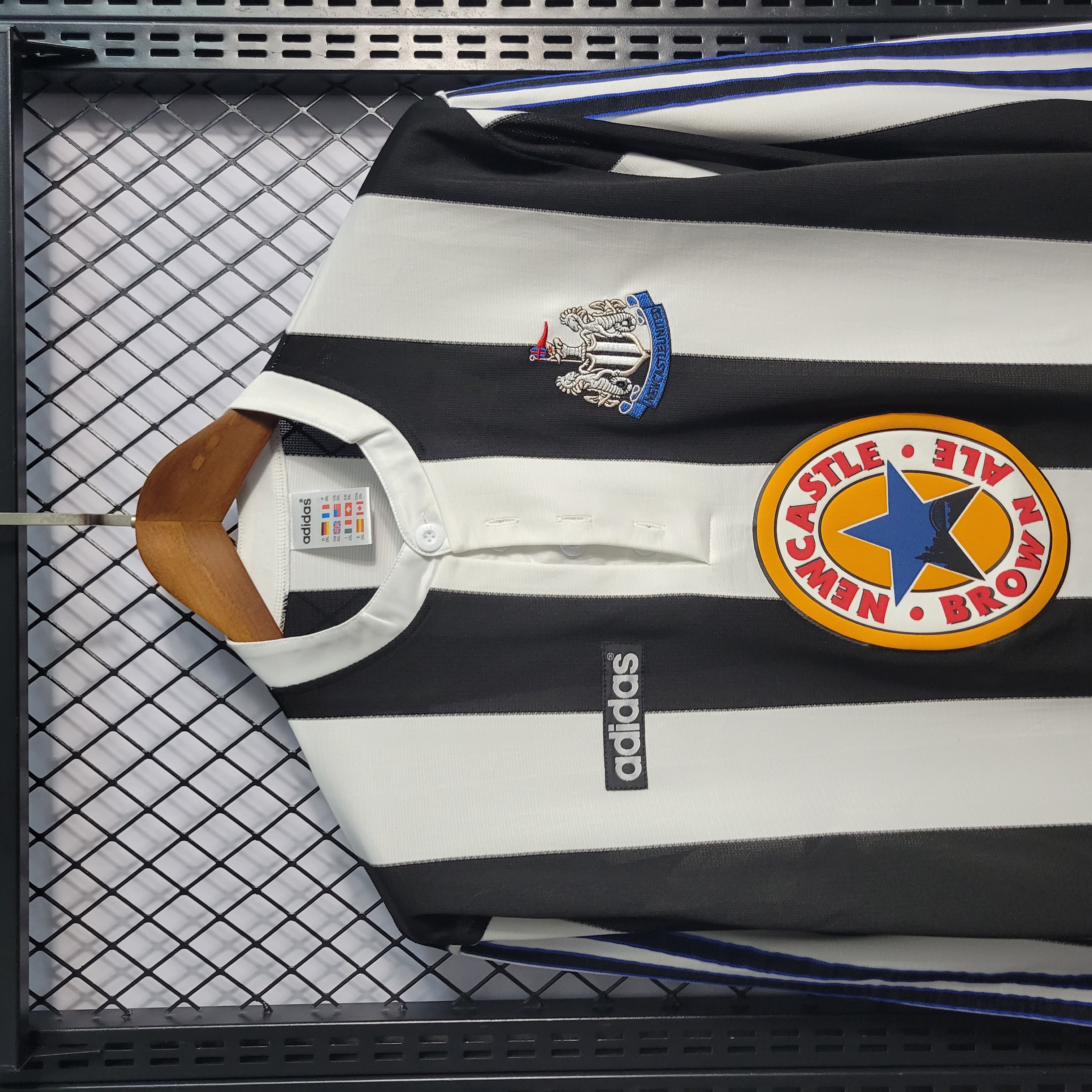 Retro Newcastle United 1995-97 Home Long Sleeve Jersey - SOCCERDEALSHOP