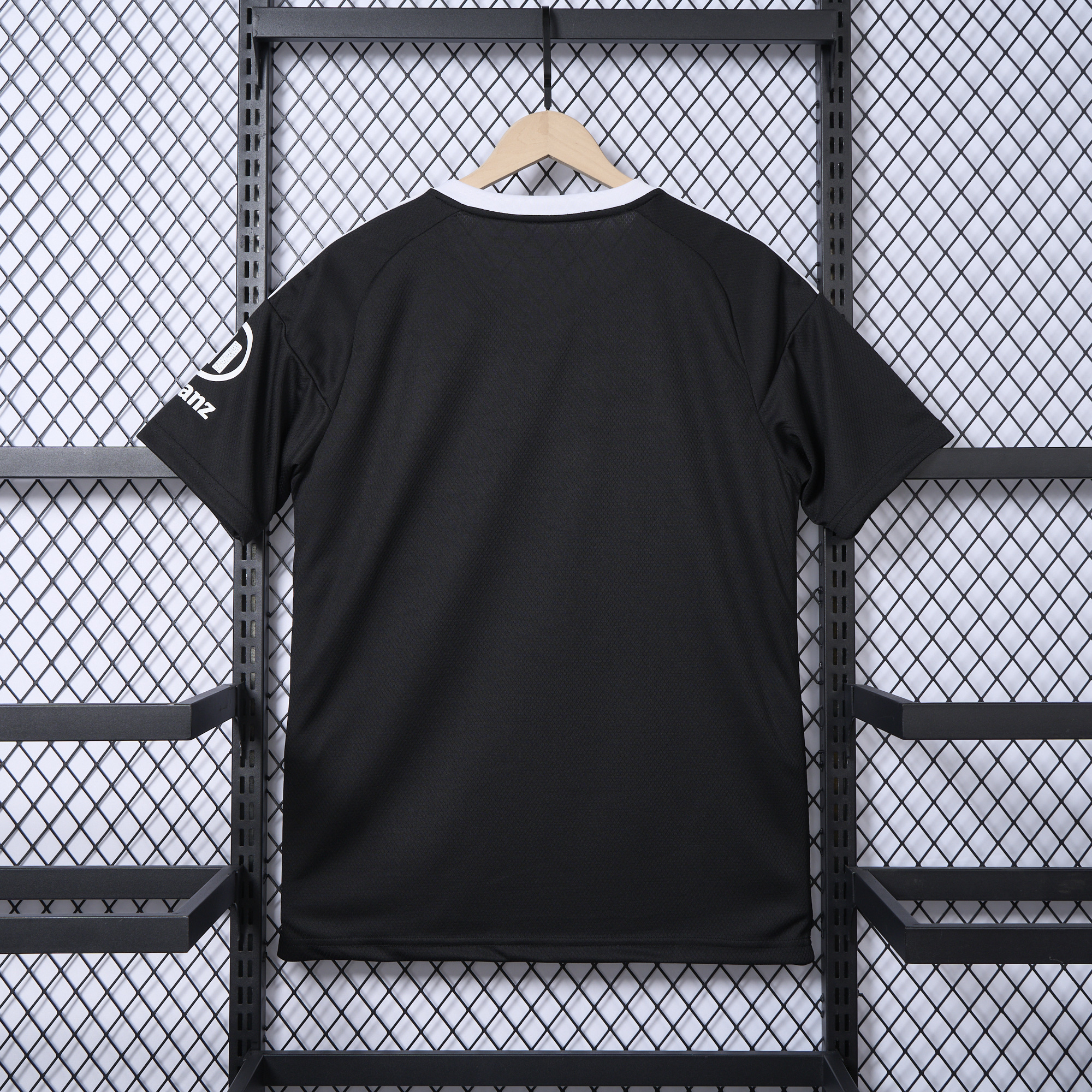 Bayern Munich 24-25 Third Goalkeeper Black Jersey - Fans Version - SOCCERDEALSHOP