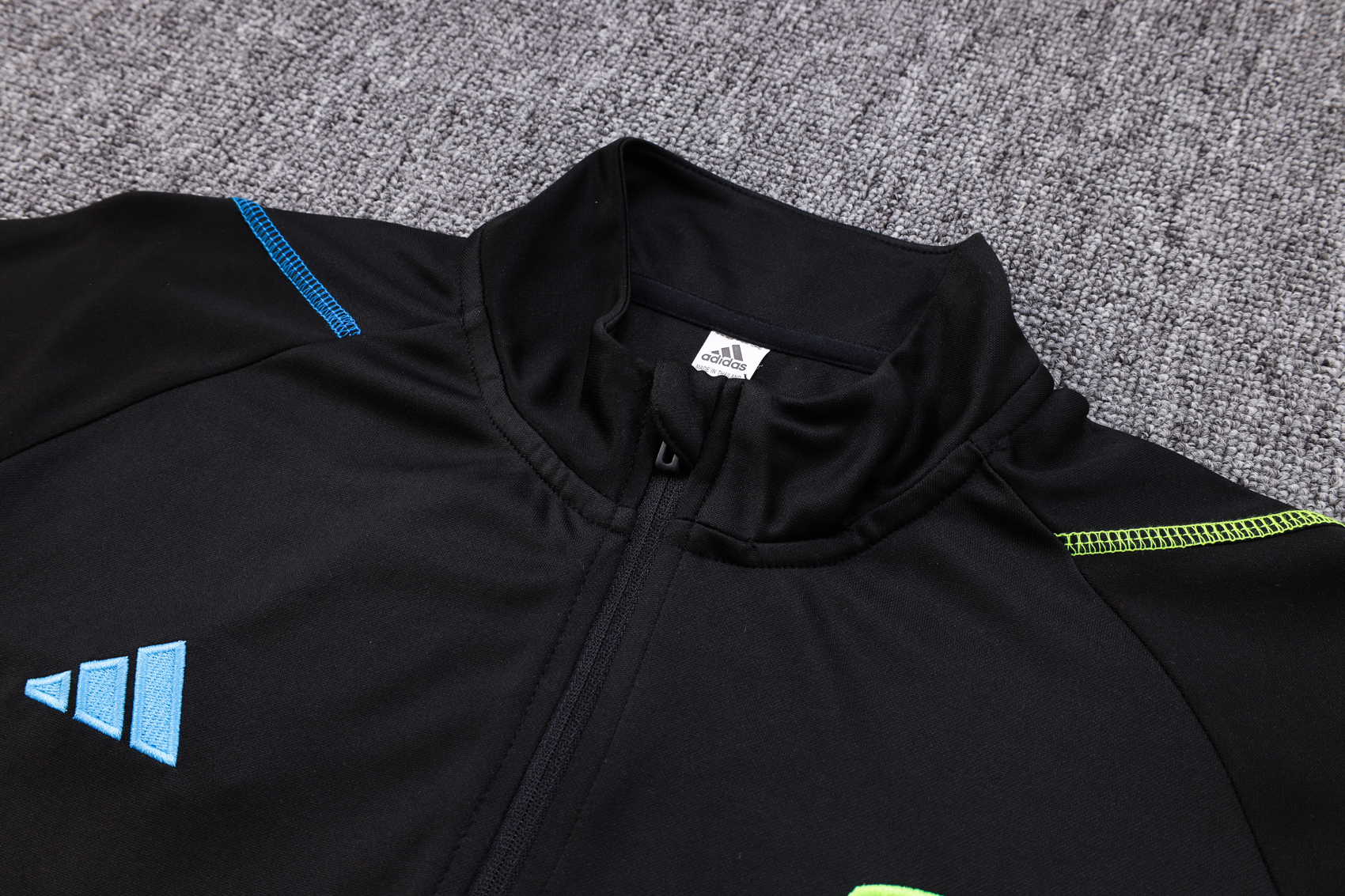 Arsenal 23-24 Kids Long Sleeve Training Set Black - SOCCERDEALSHOP