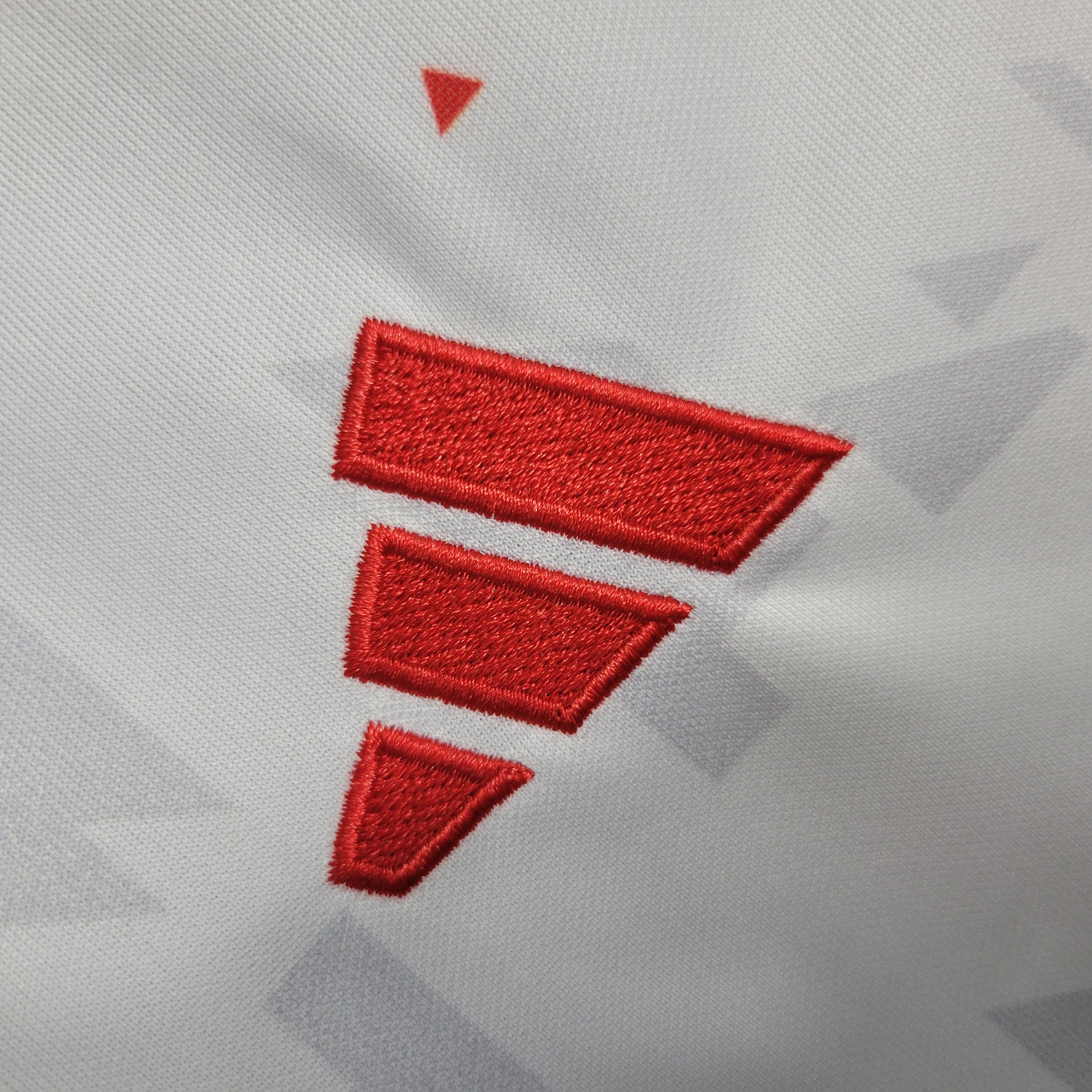 23-24 Manchester United Speical Jersey White - Fans Version - SOCCERDEALSHOP