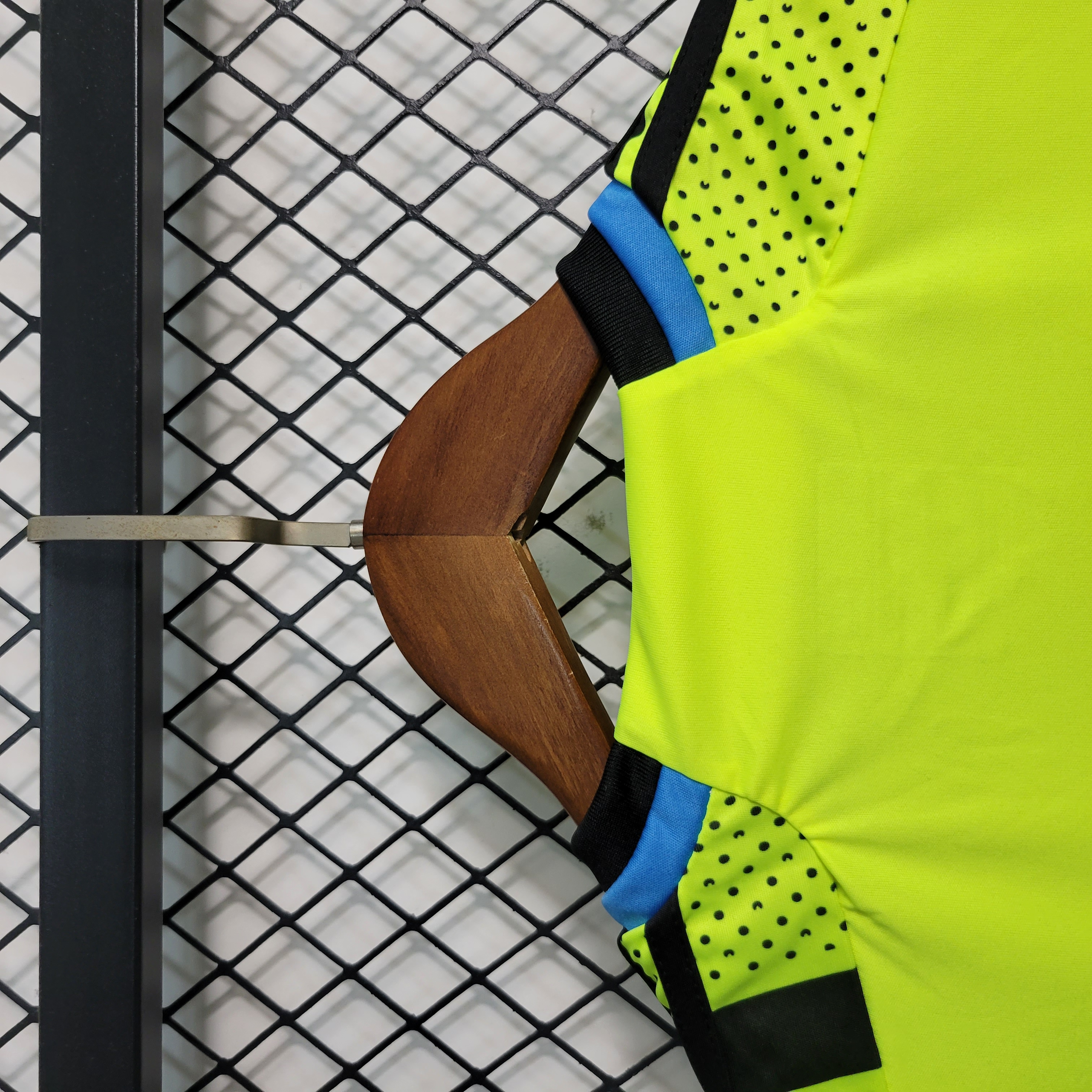 Arsenal 23-24 Away Kids Kit - SOCCERDEALSHOP