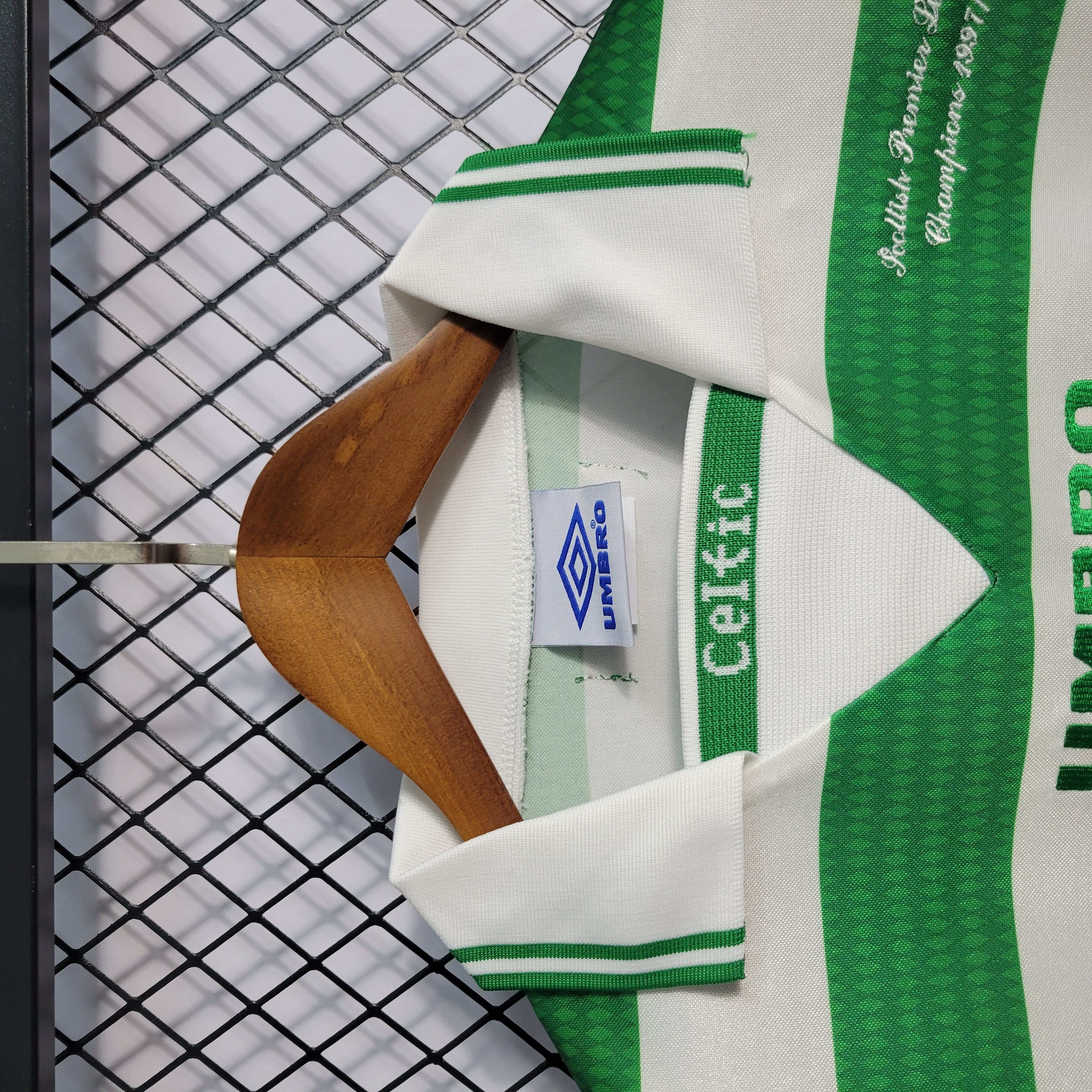 Retro Celtic 1998-99 Home Stadium Jersey - SOCCERDEALSHOP