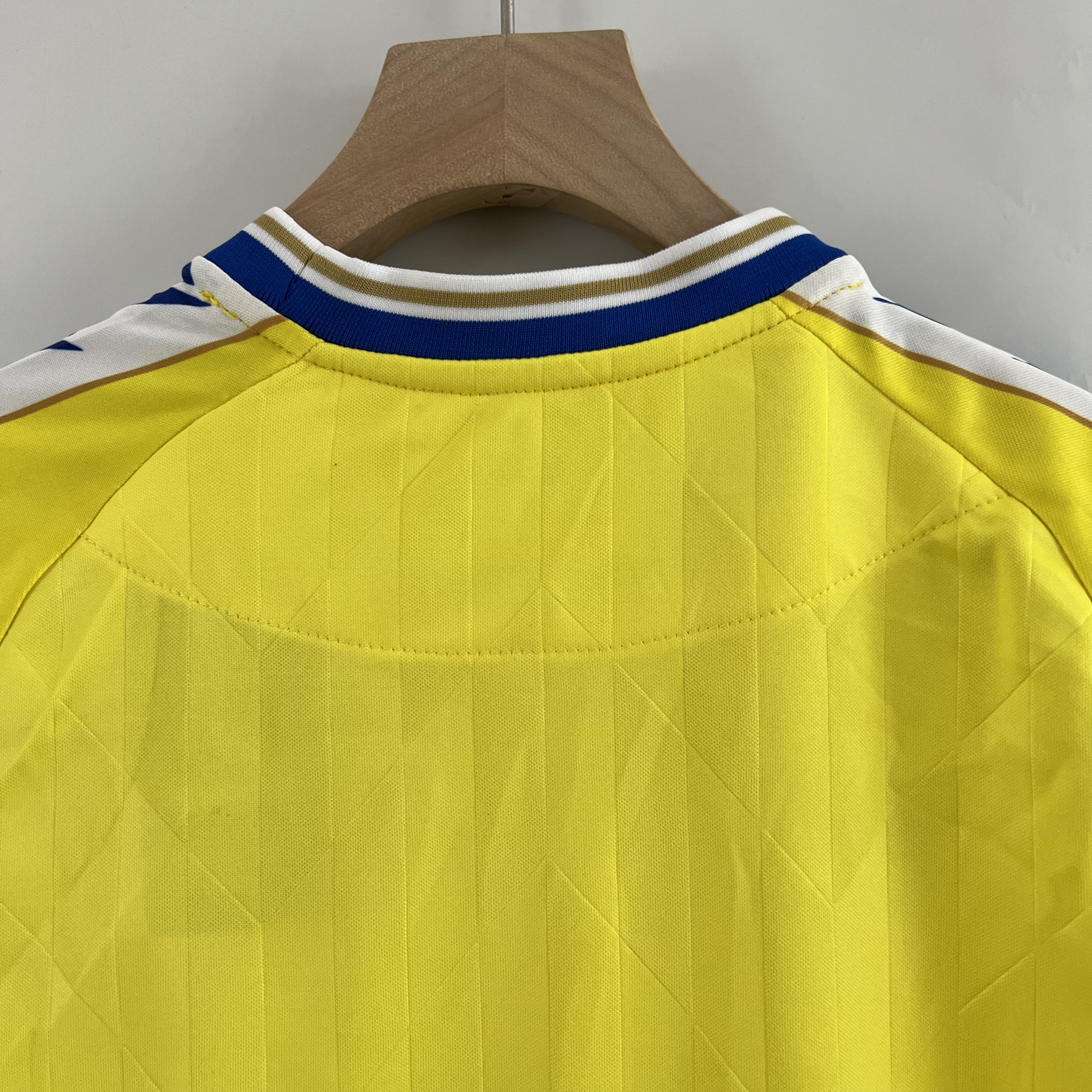 Cádiz 23-24 Home Stadium Kids Kit - SOCCERDEALSHOP