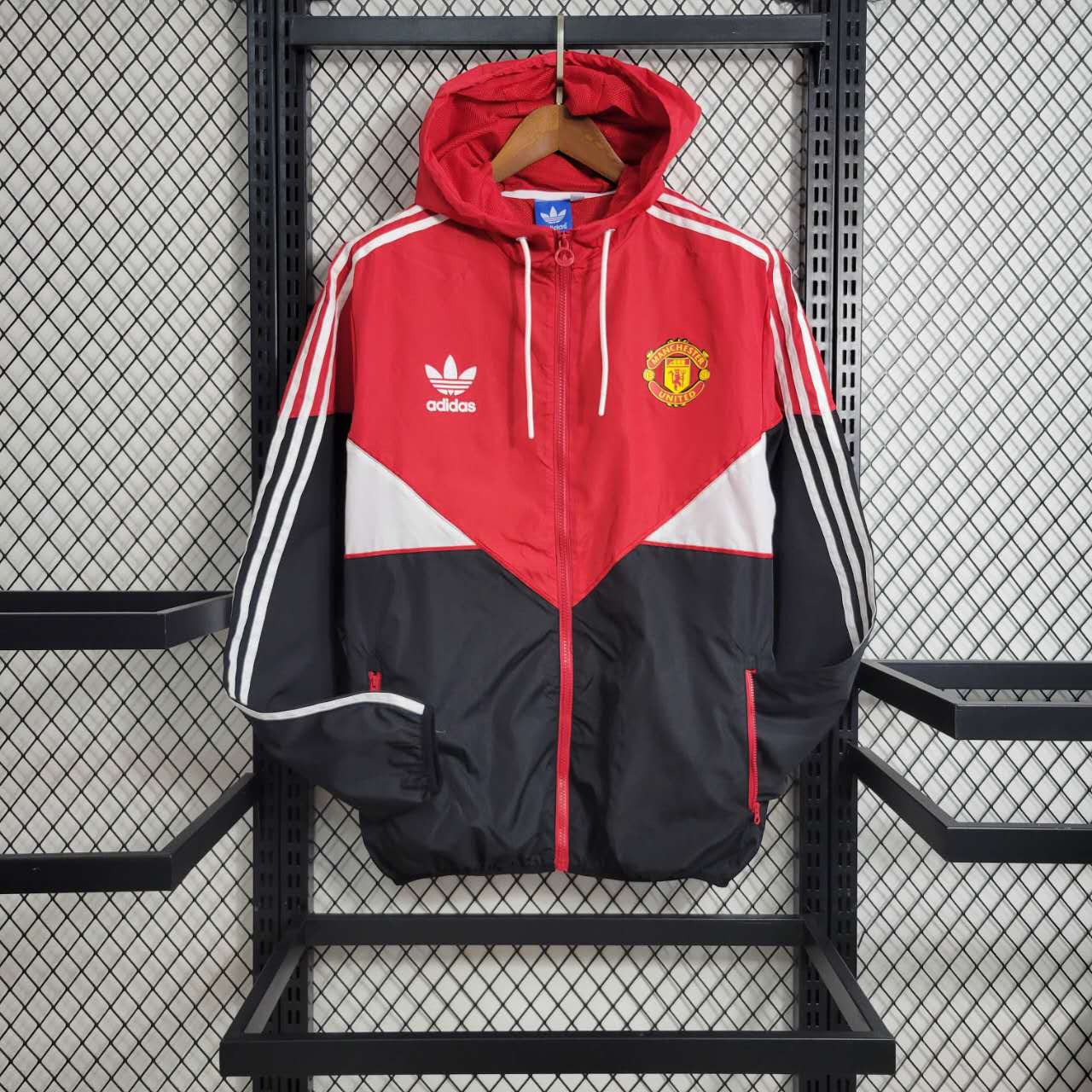 Manchester United 23-24 Windbreaker Jacket - Red & Black - SOCCERDEALSHOP