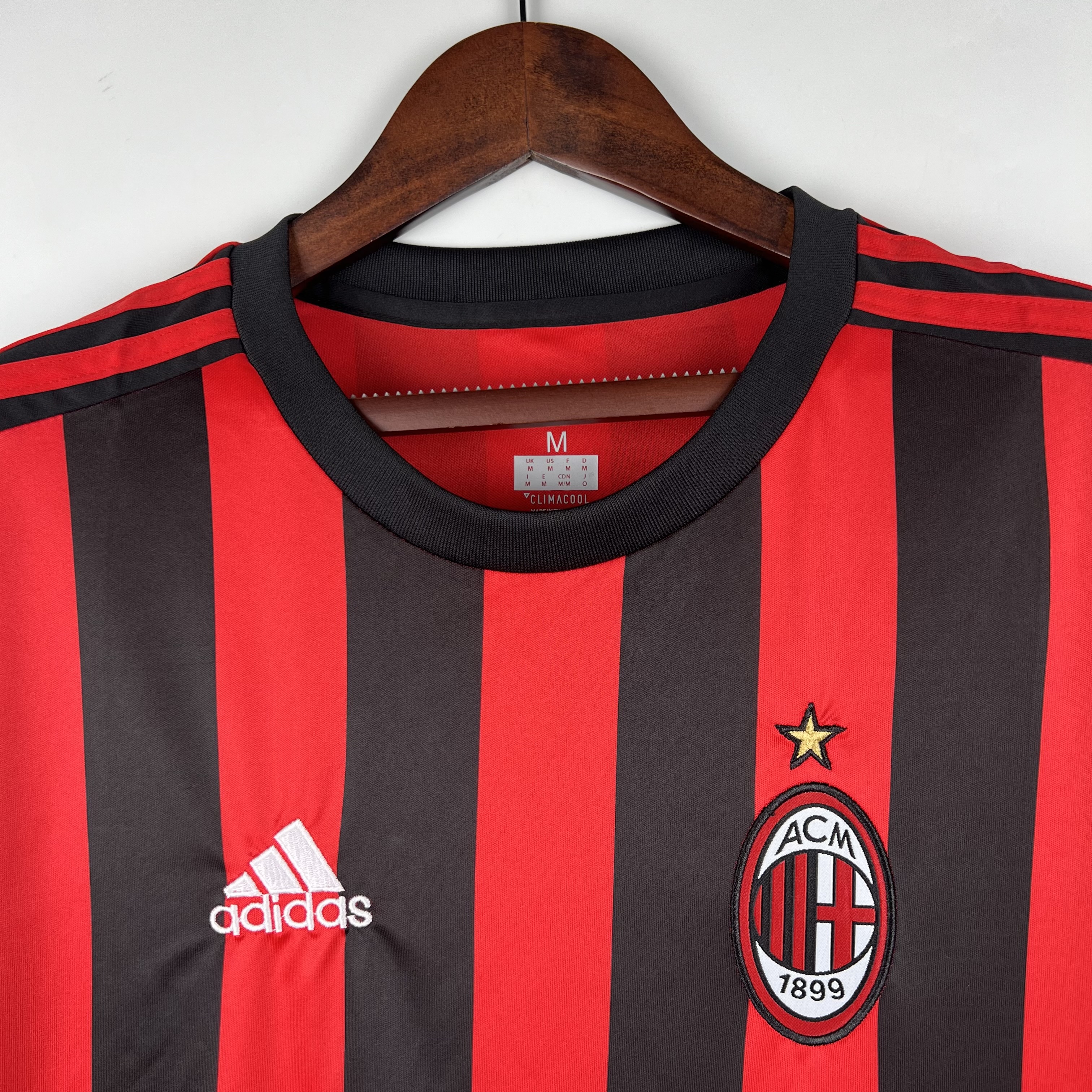 Retro AC Milan 2017-18 Home Stadium Jersey - SOCCERDEALSHOP