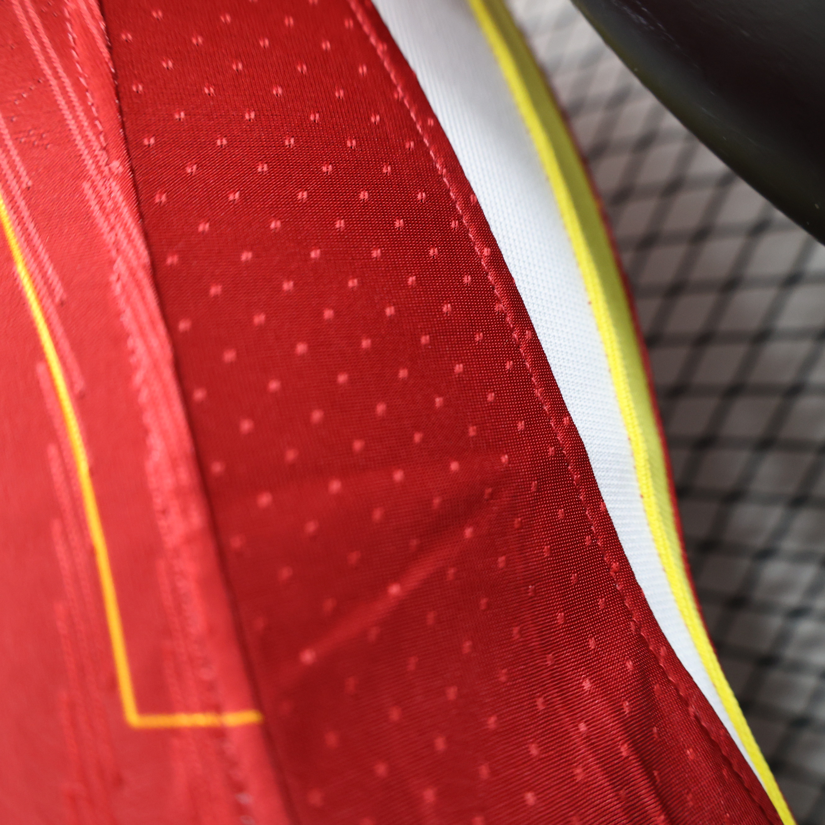 Liverpool 24-25 Home Stadium Jersey - Player Version - SOCCERDEALSHOP