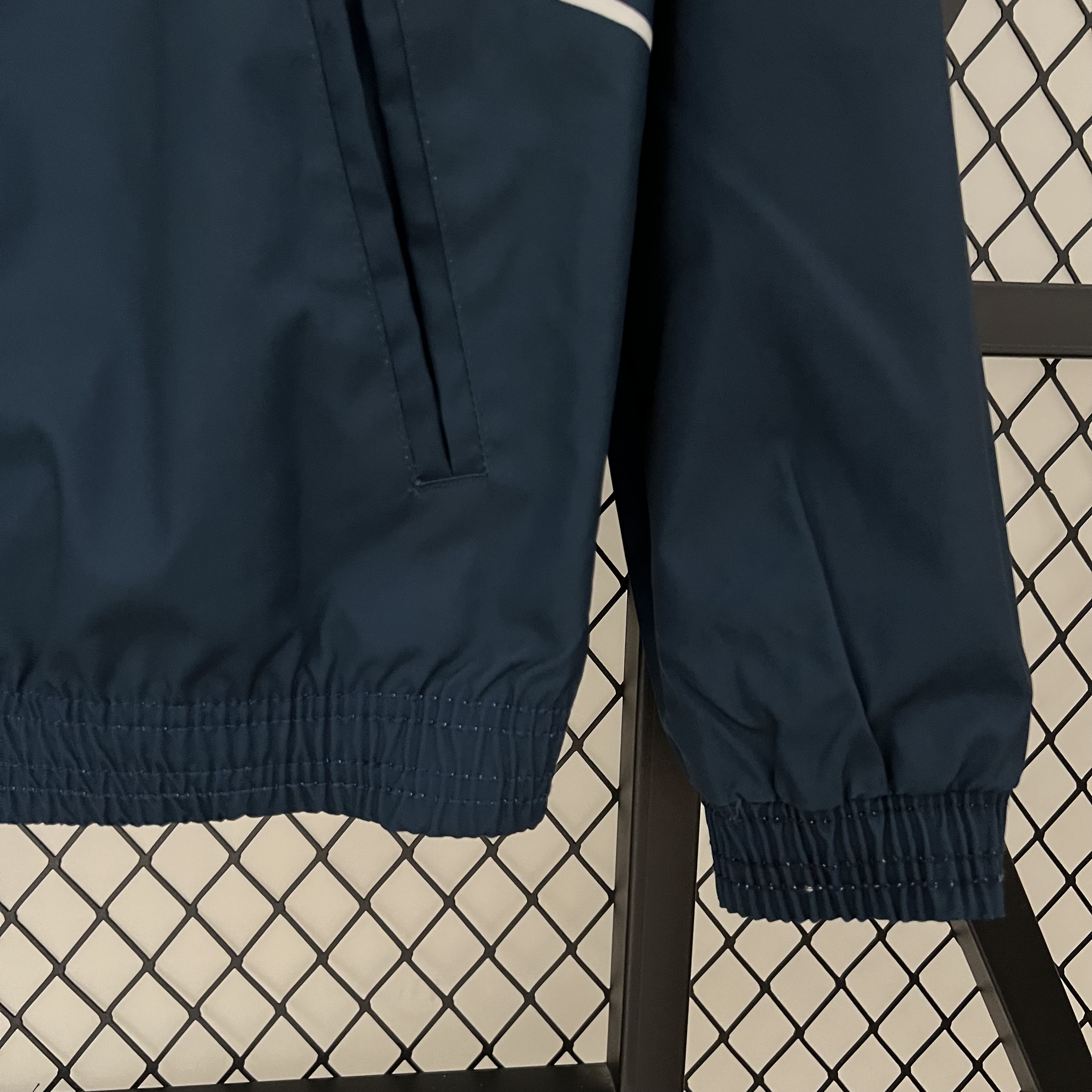 B.A.R.S.A 23-24 Player Reversible Windbreaker - White & Blue - SOCCERDEALSHOP