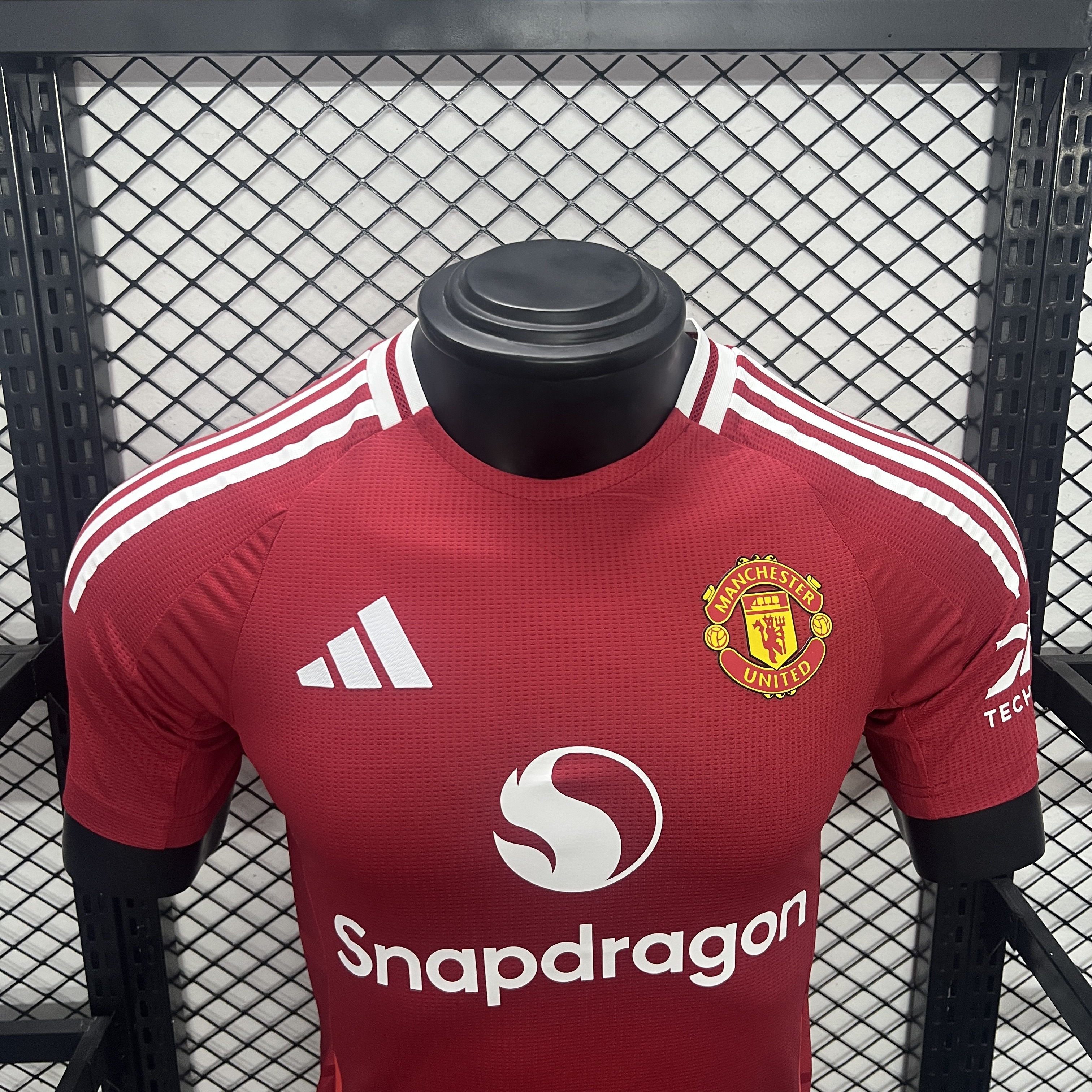 Manchester United 24-25 Home Stadium Jersey - Player Version - SOCCERDEALSHOP