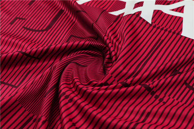 23-24 Liverpool Red camouflage Training suit - SOCCERDEALSHOP