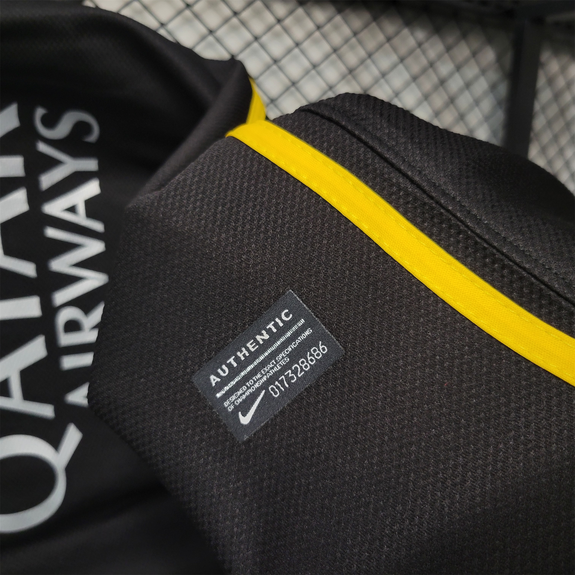 B.A.R.S.A Retro 13-14 Third Jersey - SOCCERDEALSHOP