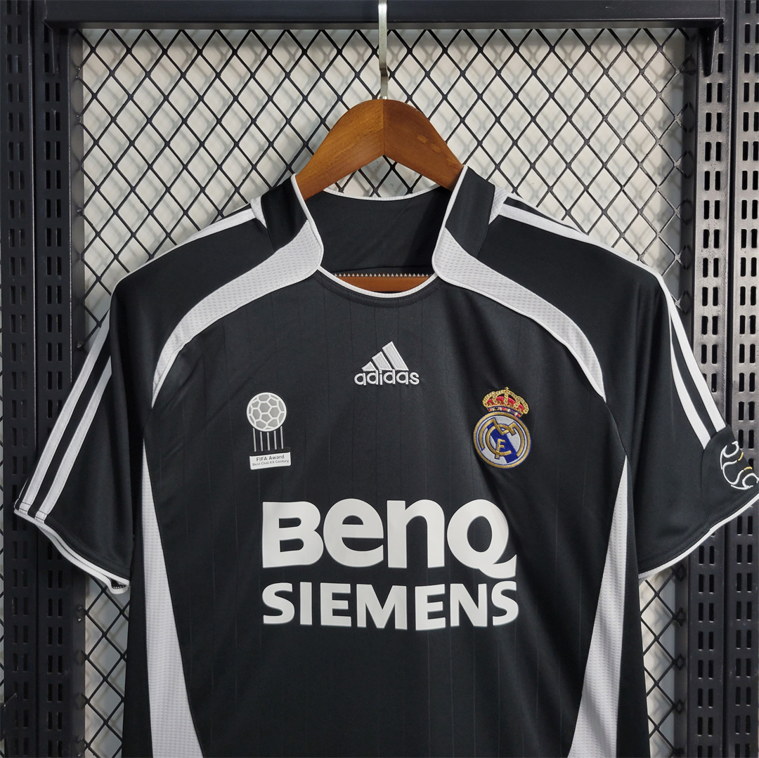 Real Madrid Retro 06-07 Away Stadium Jersey - SOCCERDEALSHOP