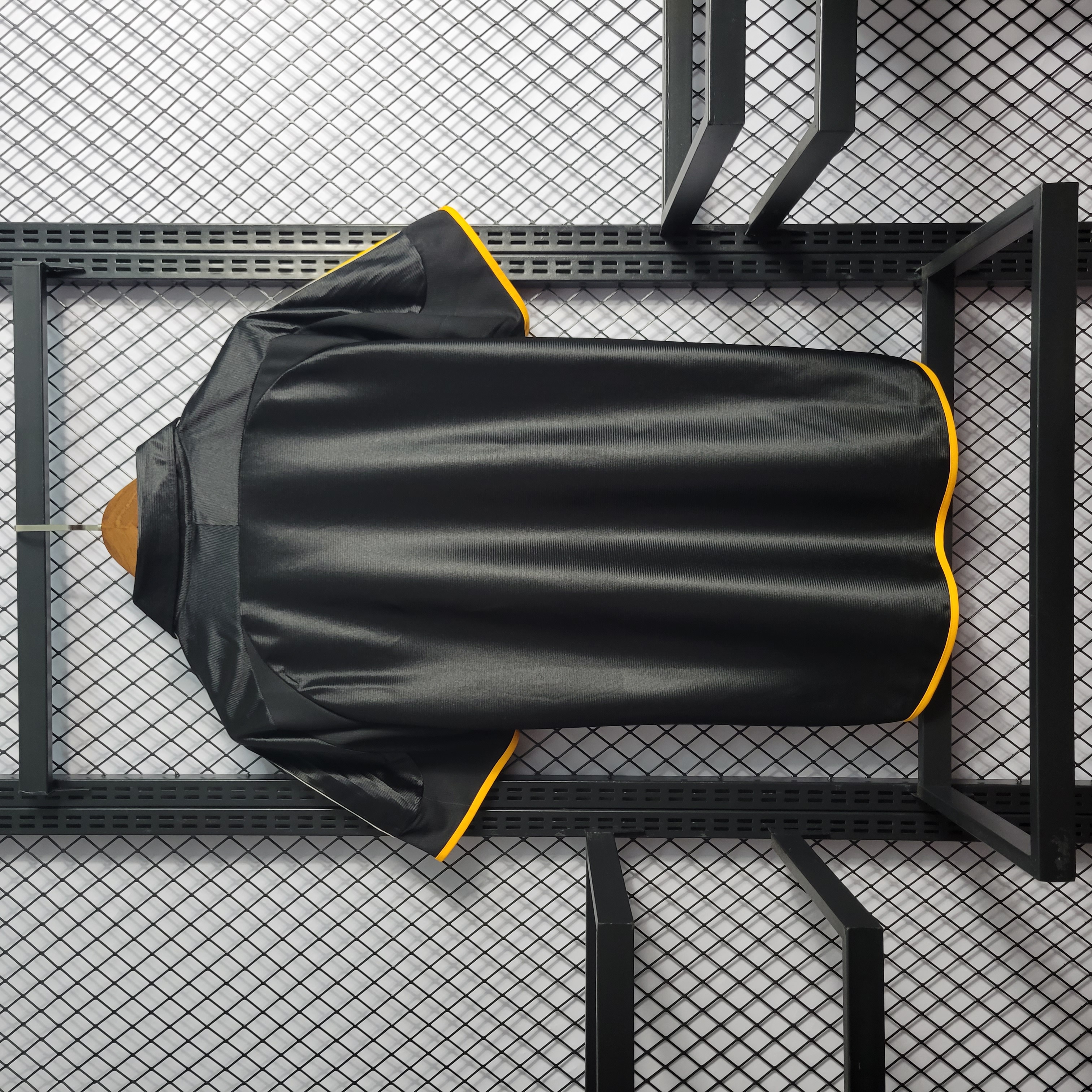 Retro Real Madrid 1999-01 Third Jersey - SOCCERDEALSHOP