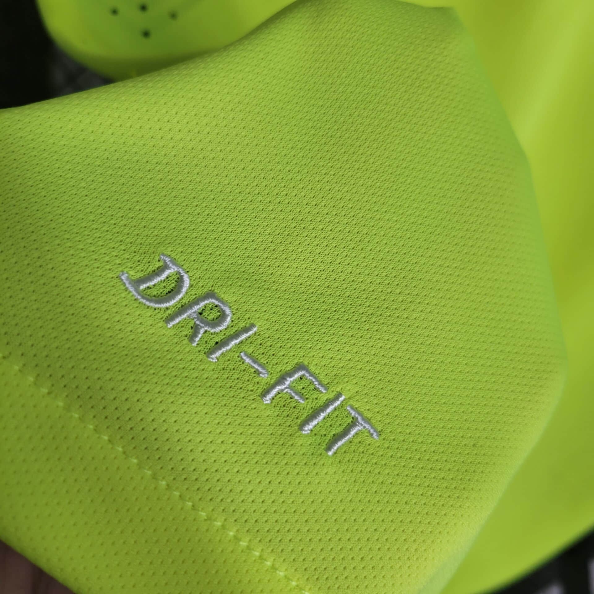 B.A.R.S.A Retro 14-15 Third Jersey - SOCCERDEALSHOP