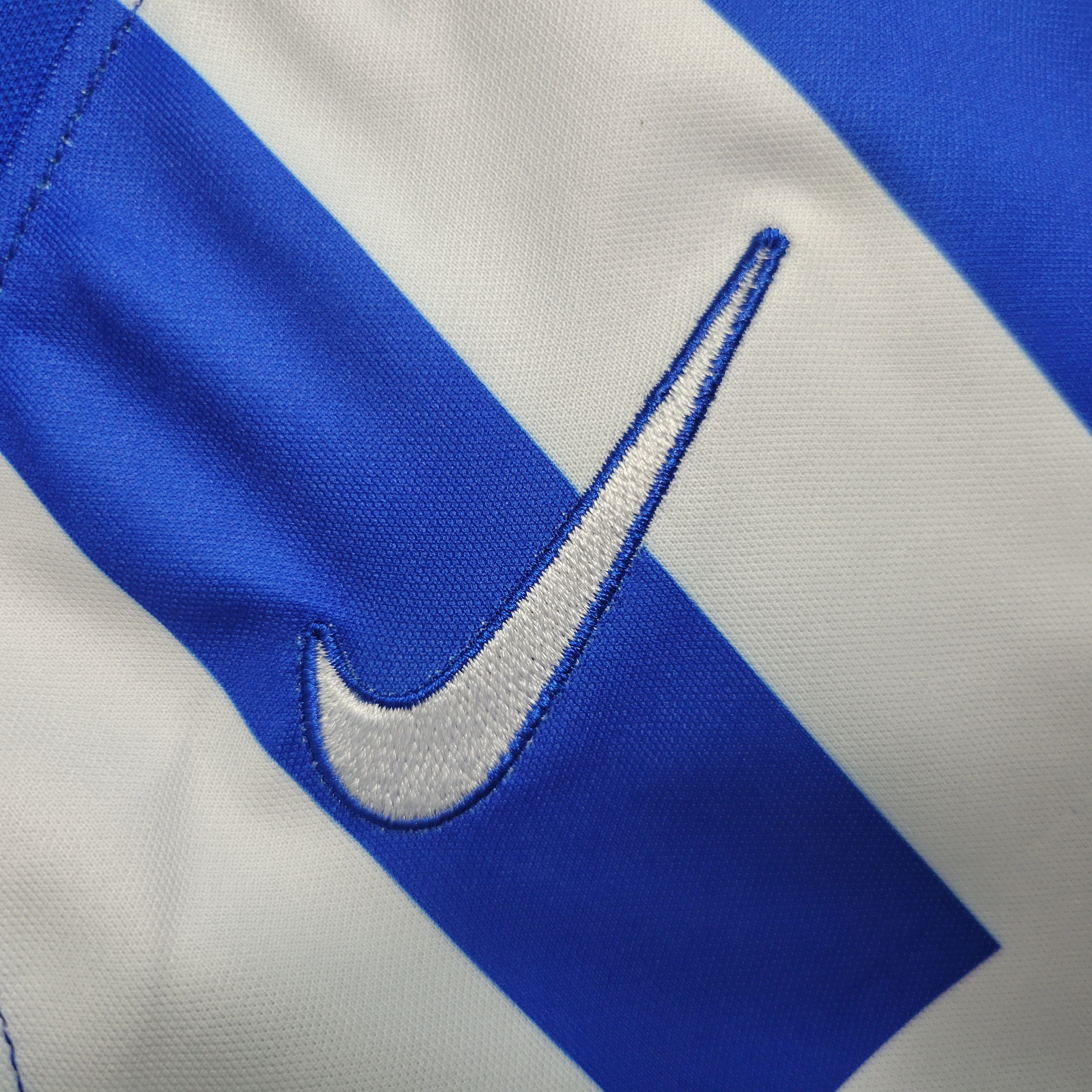 B.r.i.g.h.t.o.n 23-24 Home Kids Kit - SOCCERDEALSHOP