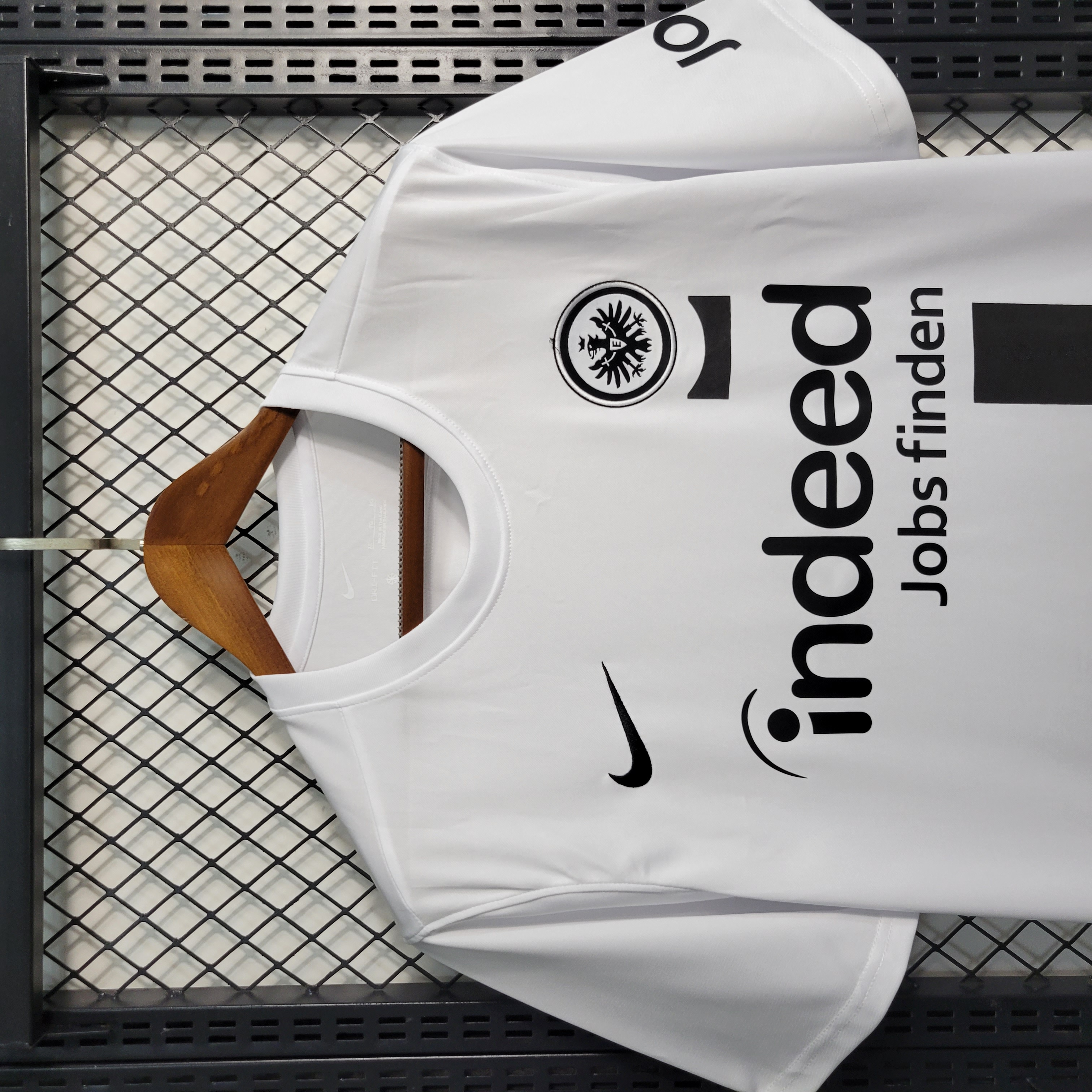 Frankfurt 23-24 Special Jersey - Fans Version - SOCCERDEALSHOP