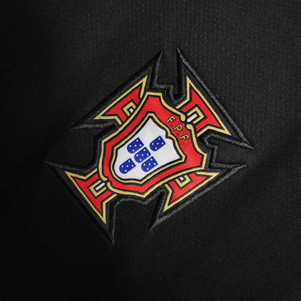 Retro Portugal 2006 Away Stadium Jersey - SOCCERDEALSHOP