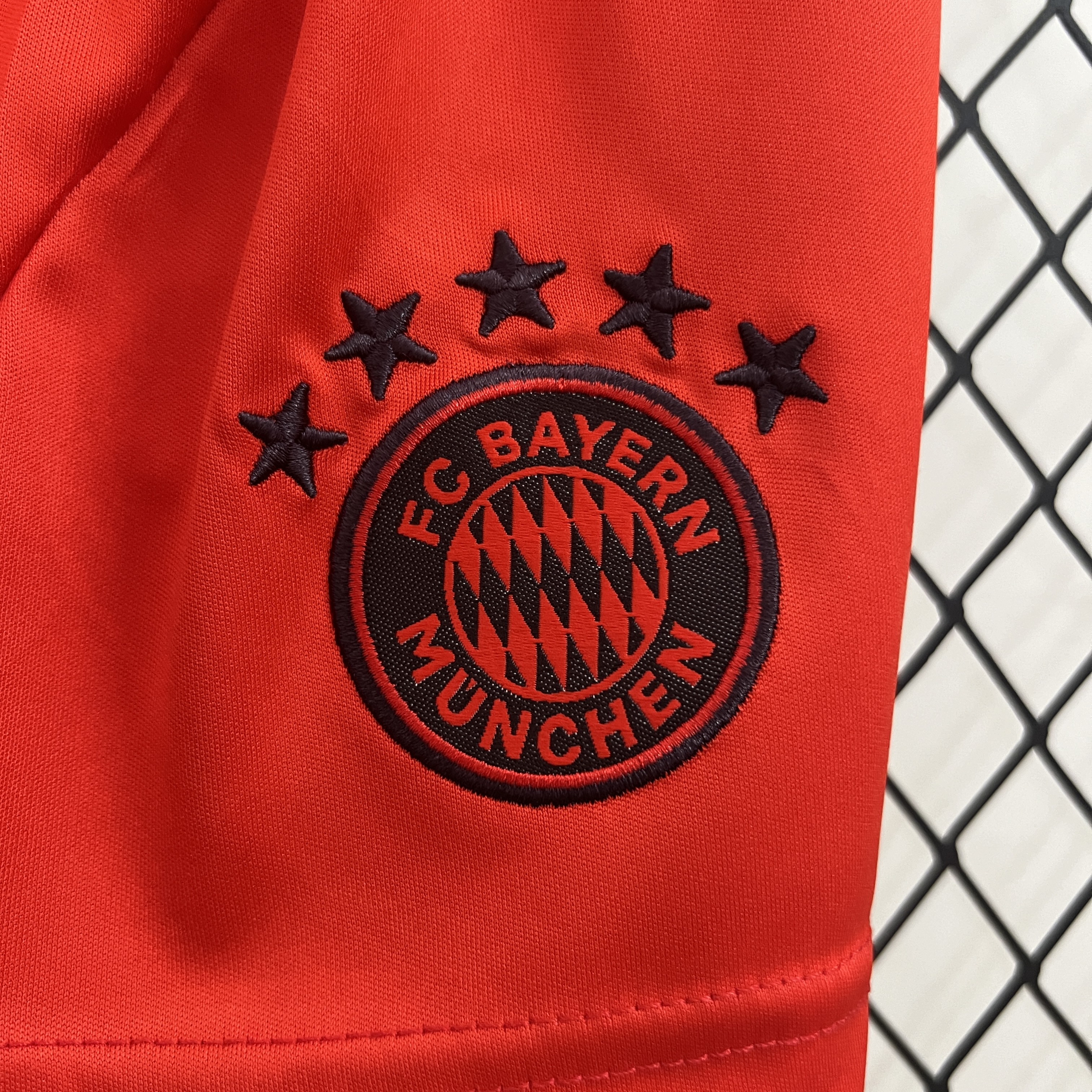 Bayern Munich 24-25 Home Kids Kit - Fans Version - SOCCERDEALSHOP