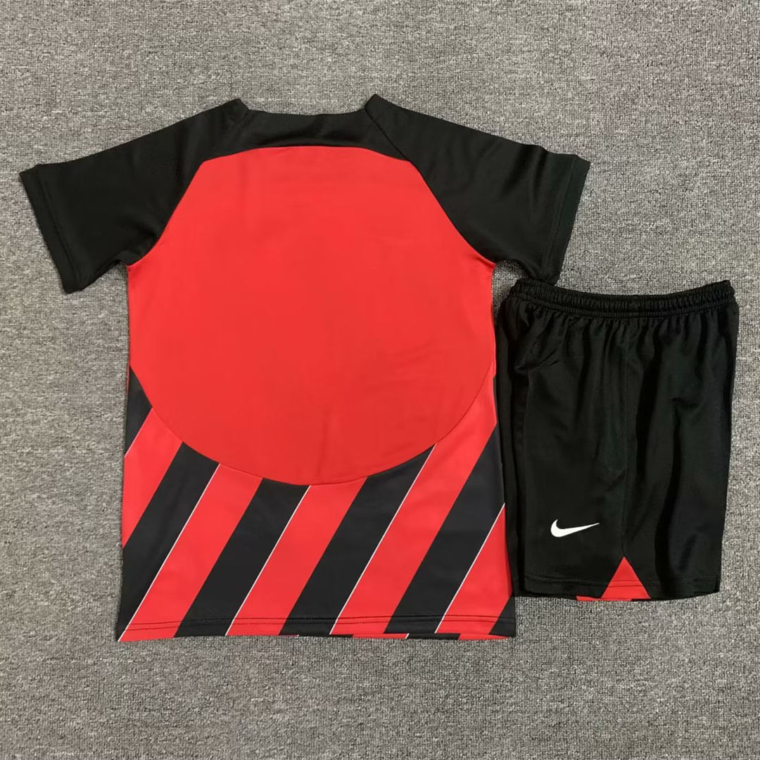 Frankfurt 23-24 Home Kids Kit - SOCCERDEALSHOP