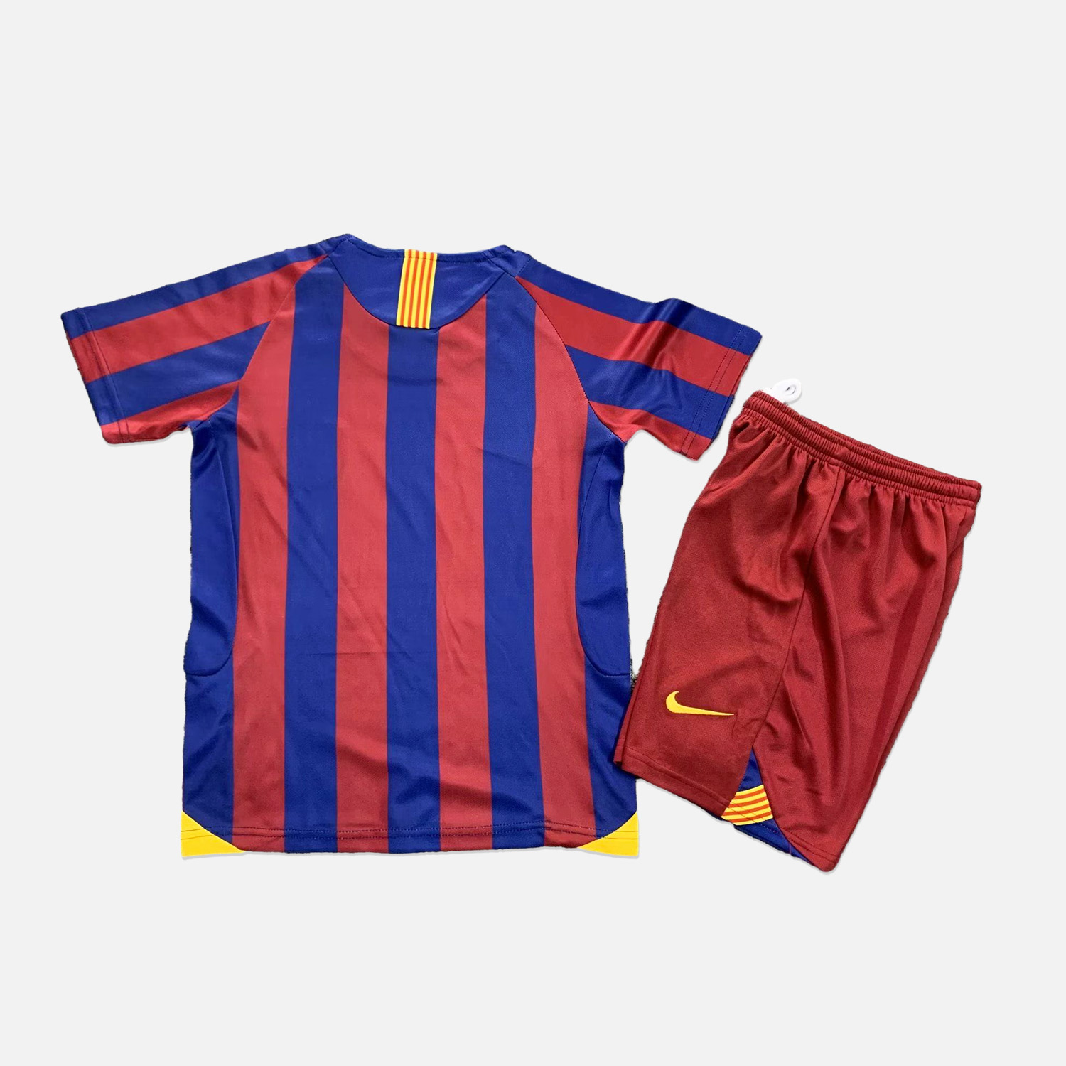 Retro B.A.R.S.A 2005-06 Home Stadium Kids Kit - SOCCERDEALSHOP