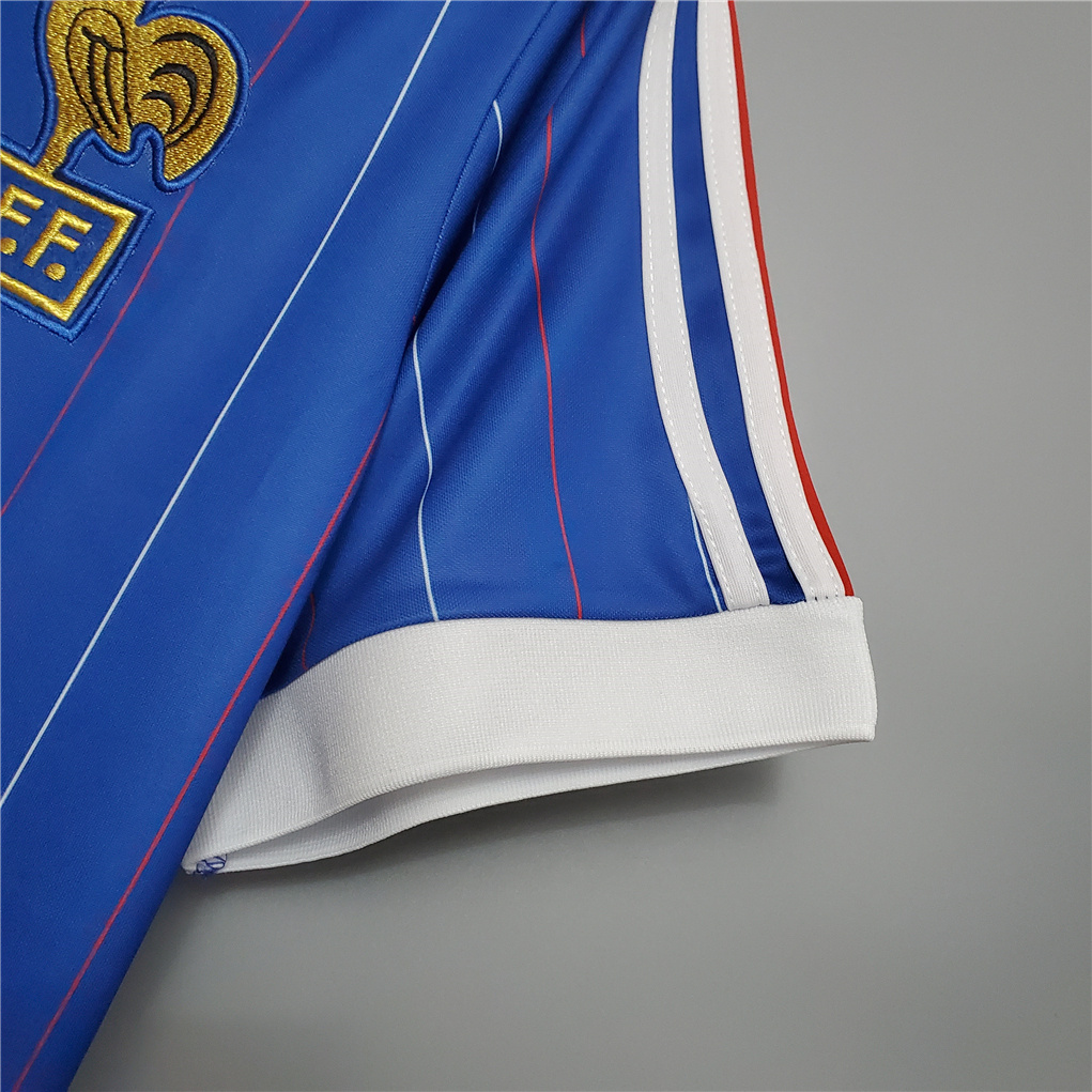 Retro France 1982 Home Stadium Jersey - SOCCERDEALSHOP