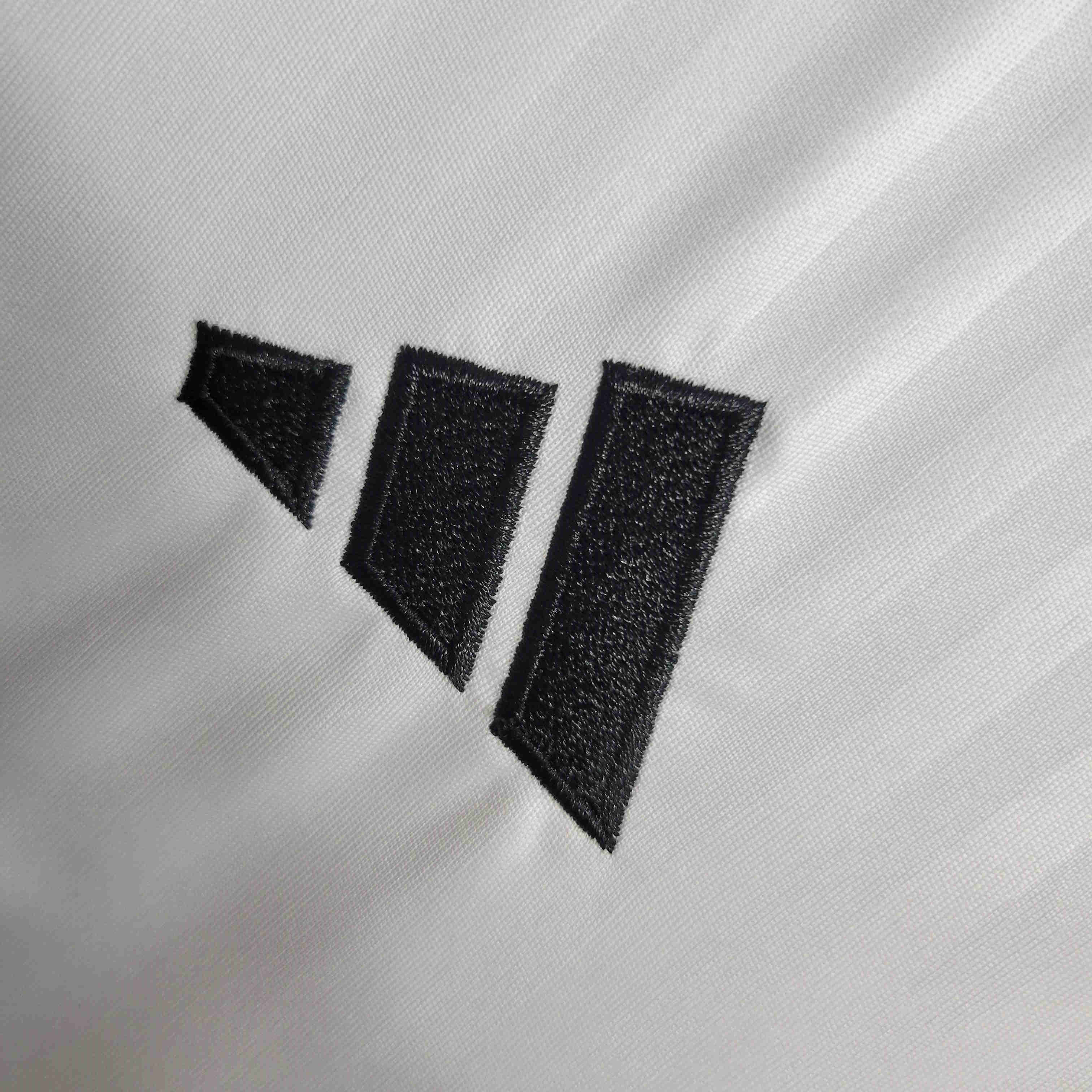 Fulham 23-24 Home Jersey - Fans Version - SOCCERDEALSHOP