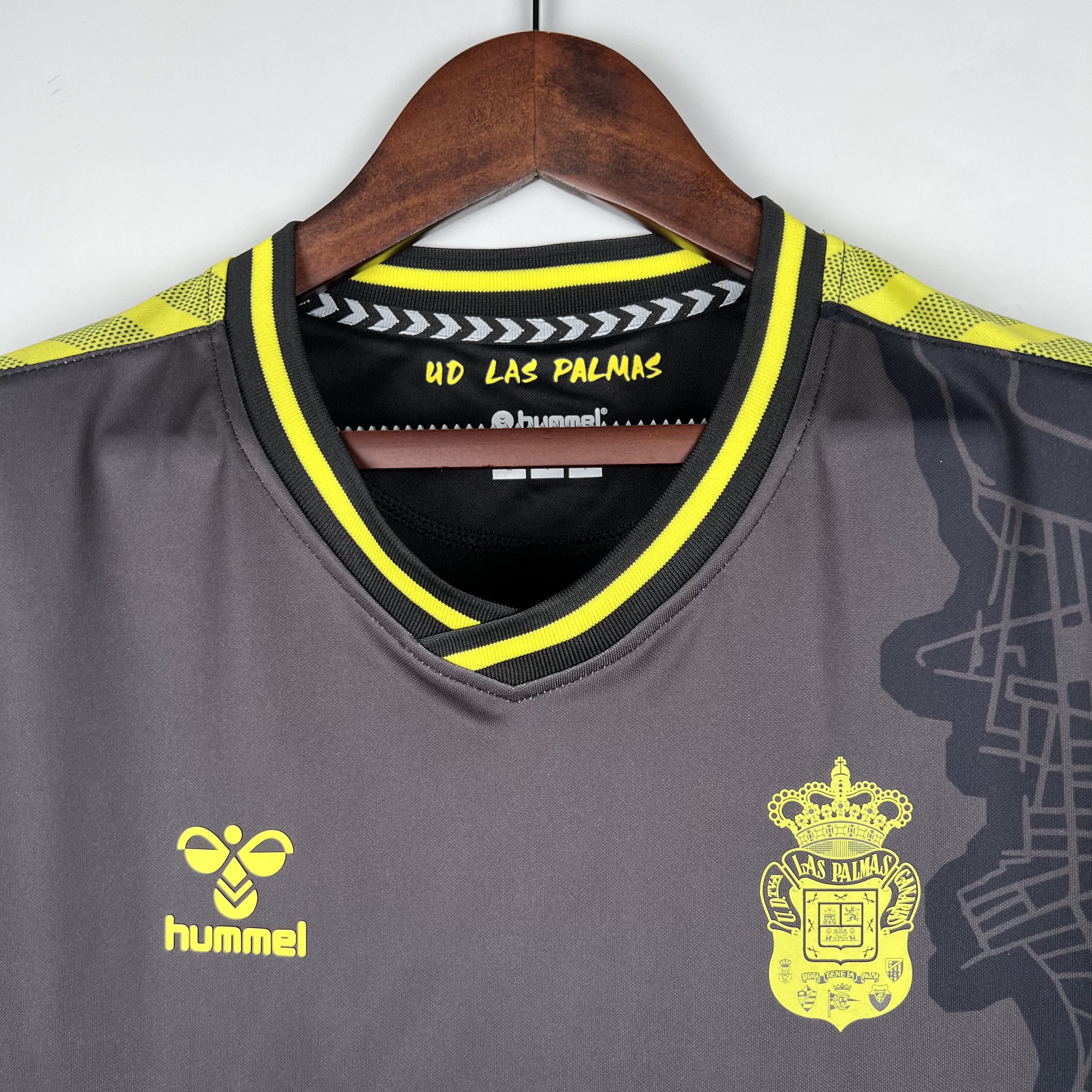 Las Palmas 23-24 Away Stadium Jersey - Fans Version - SOCCERDEALSHOP