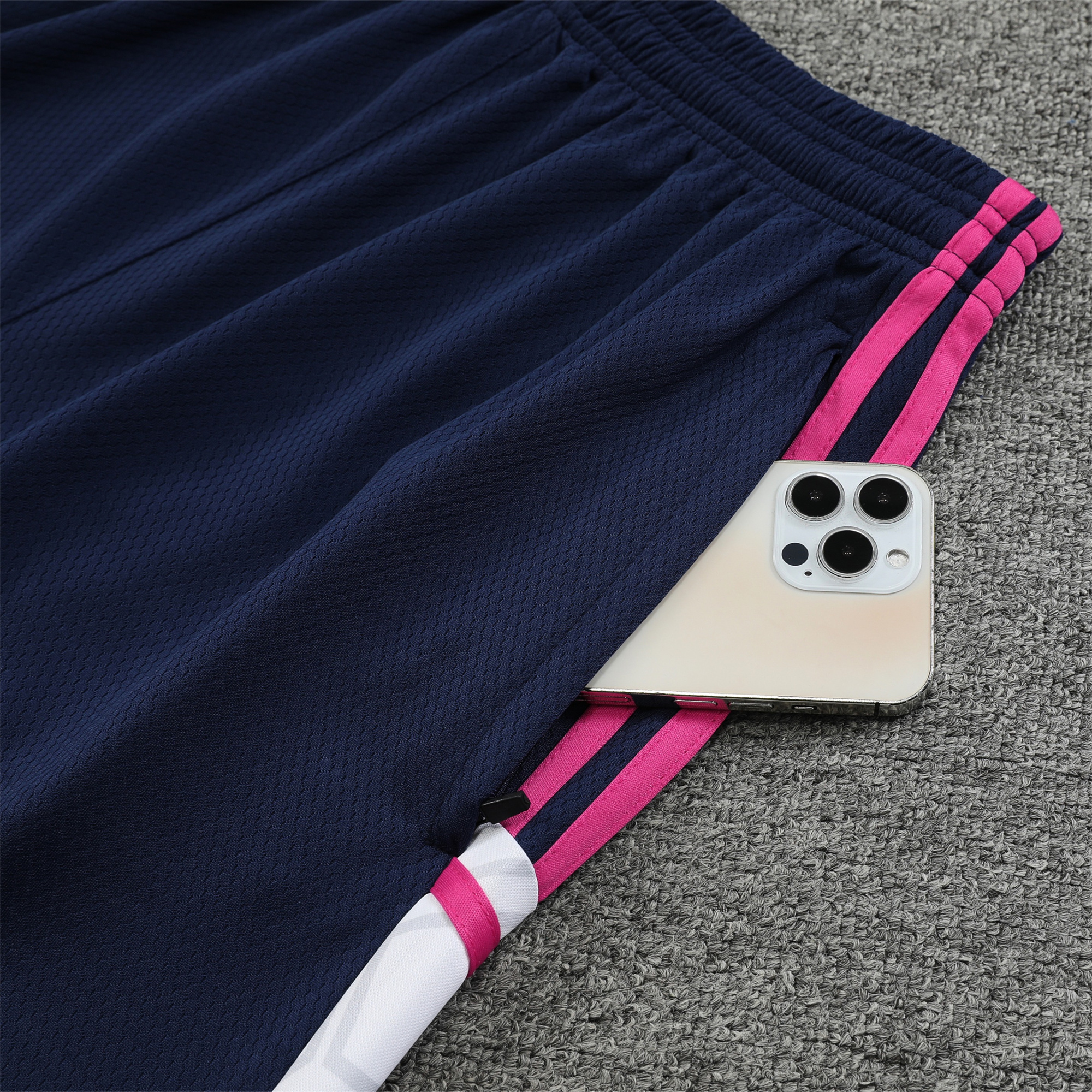 Arsenal 23-24 Player Vest Training Set White Pink - SOCCERDEALSHOP