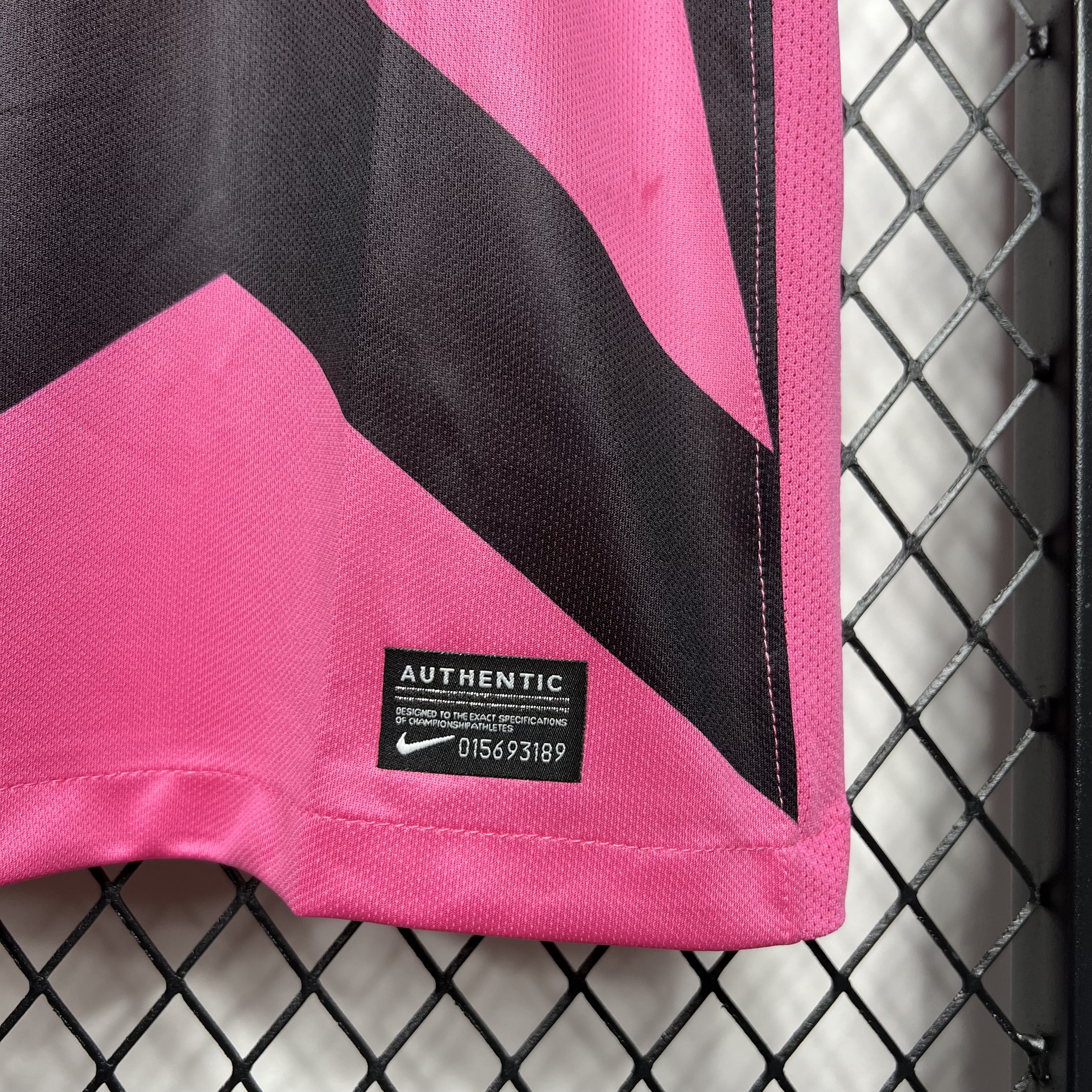 Retro Juventus 2011-12 Away Jersey - SOCCERDEALSHOP