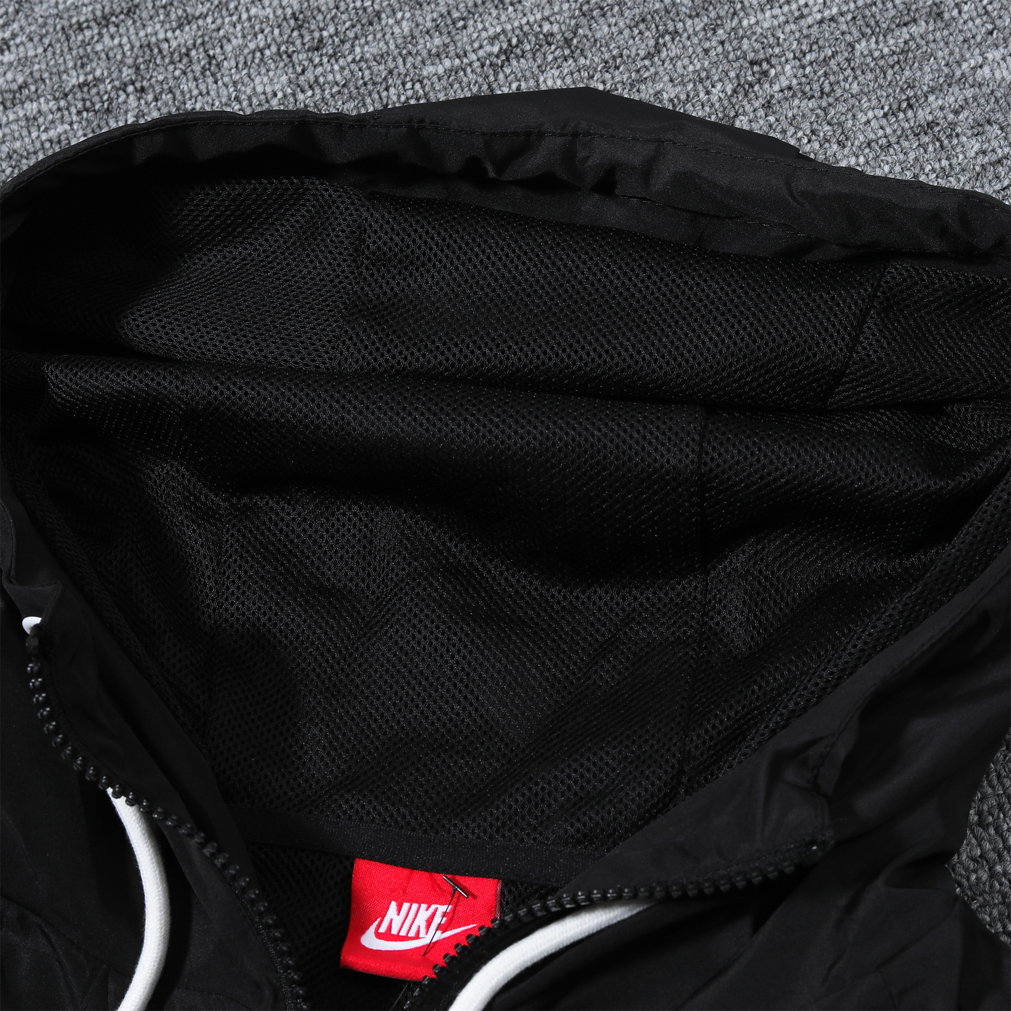 Inter Milan 24-25 Blue & Black Hooded Windbreaker - Player Version - SOCCERDEALSHOP