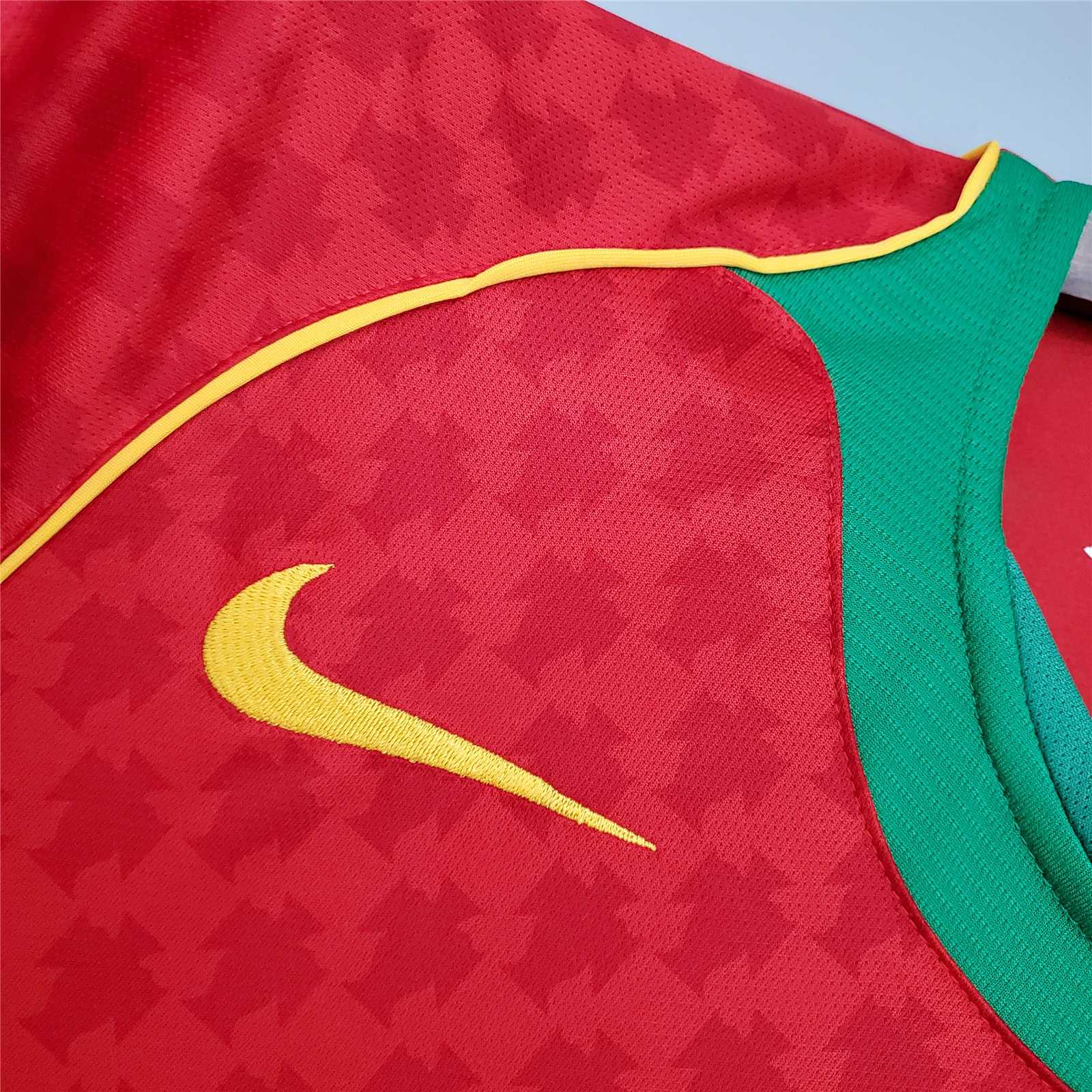 Retro Portugal 2004 Home Stadium Jersey - SOCCERDEALSHOP
