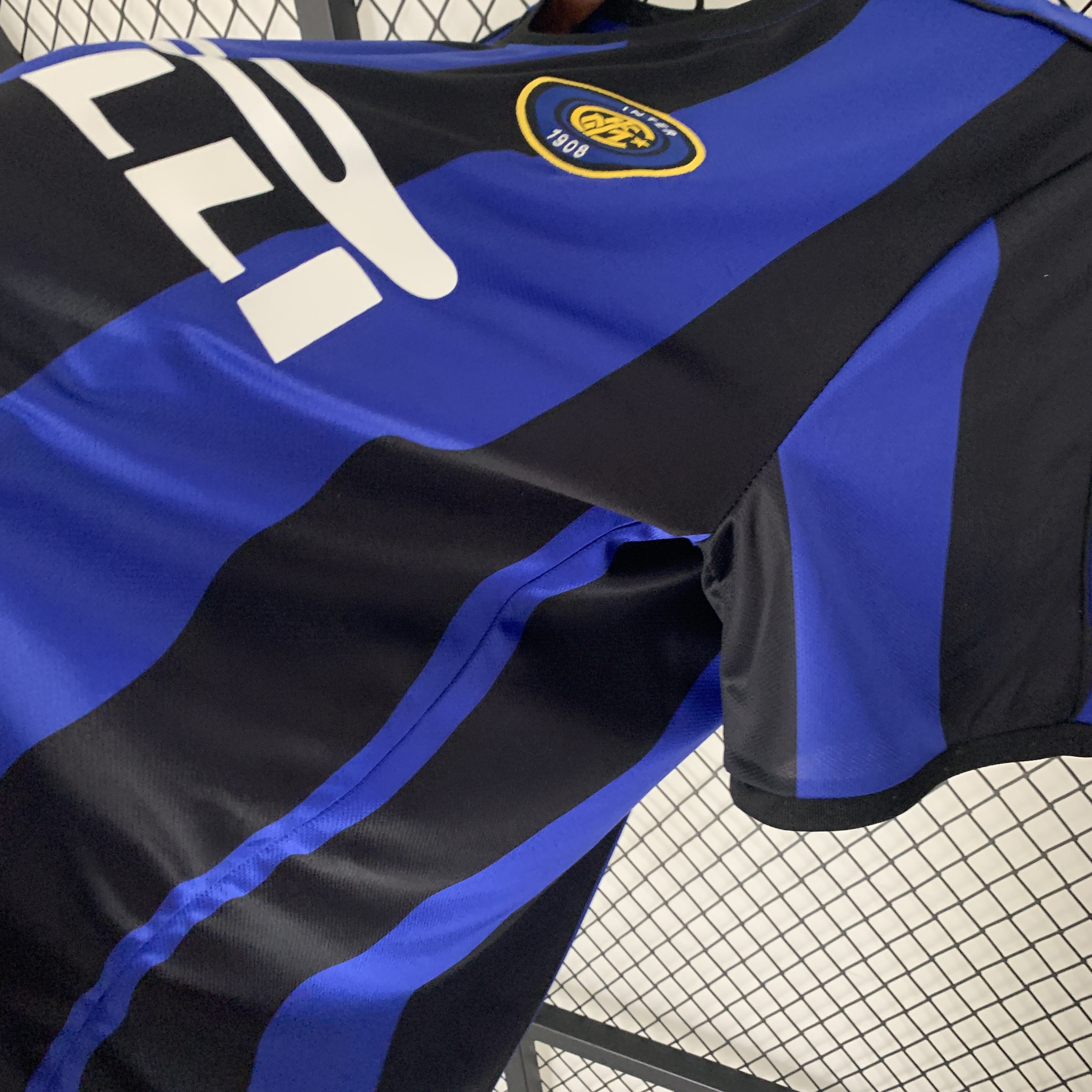 Retro Inter Milan 1999-00 Home Stadium Jersey - SOCCERDEALSHOP