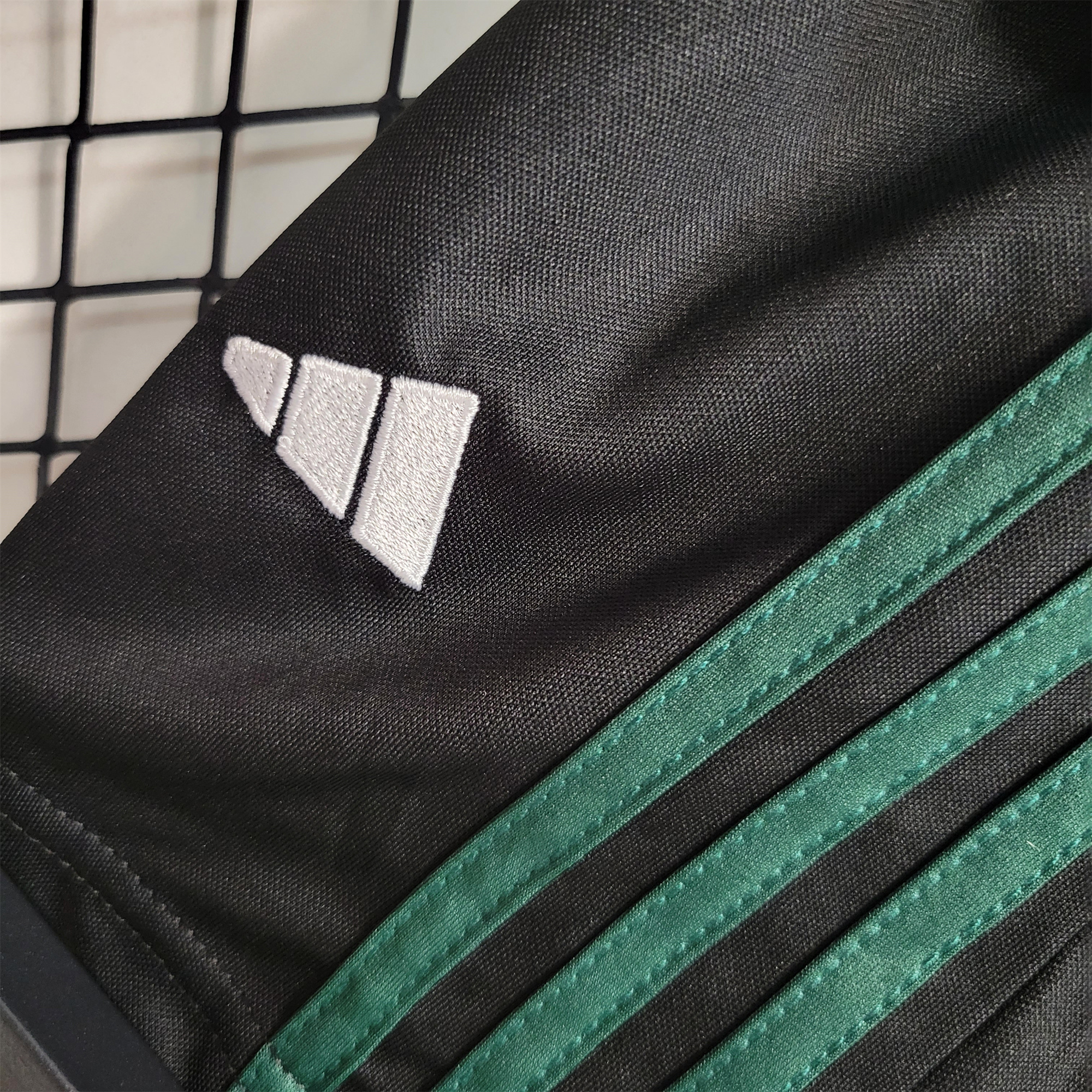 Celtic 23-24 Away Kids Kit - SOCCERDEALSHOP