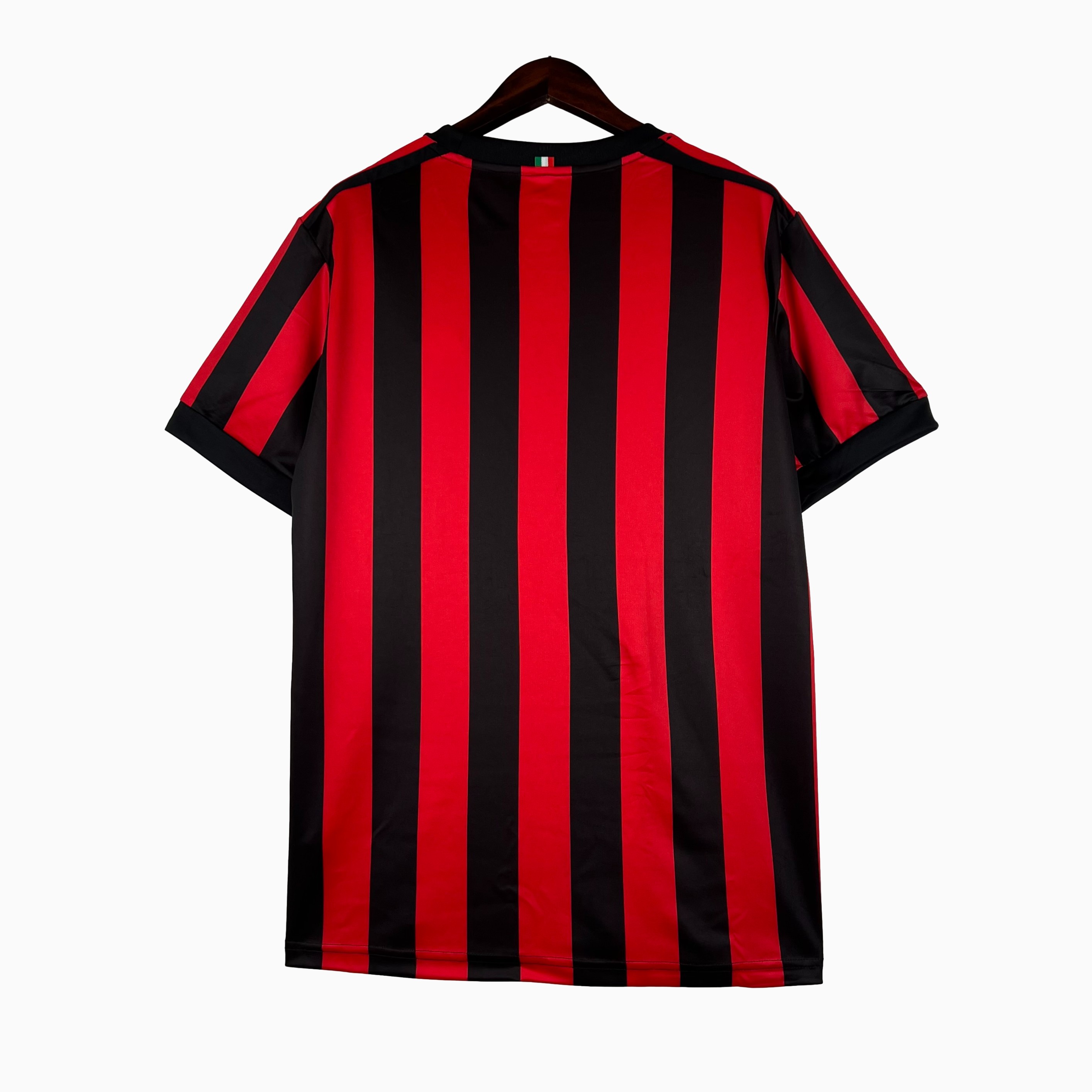 Retro AC Milan 2017-18 Home Stadium Jersey - SOCCERDEALSHOP