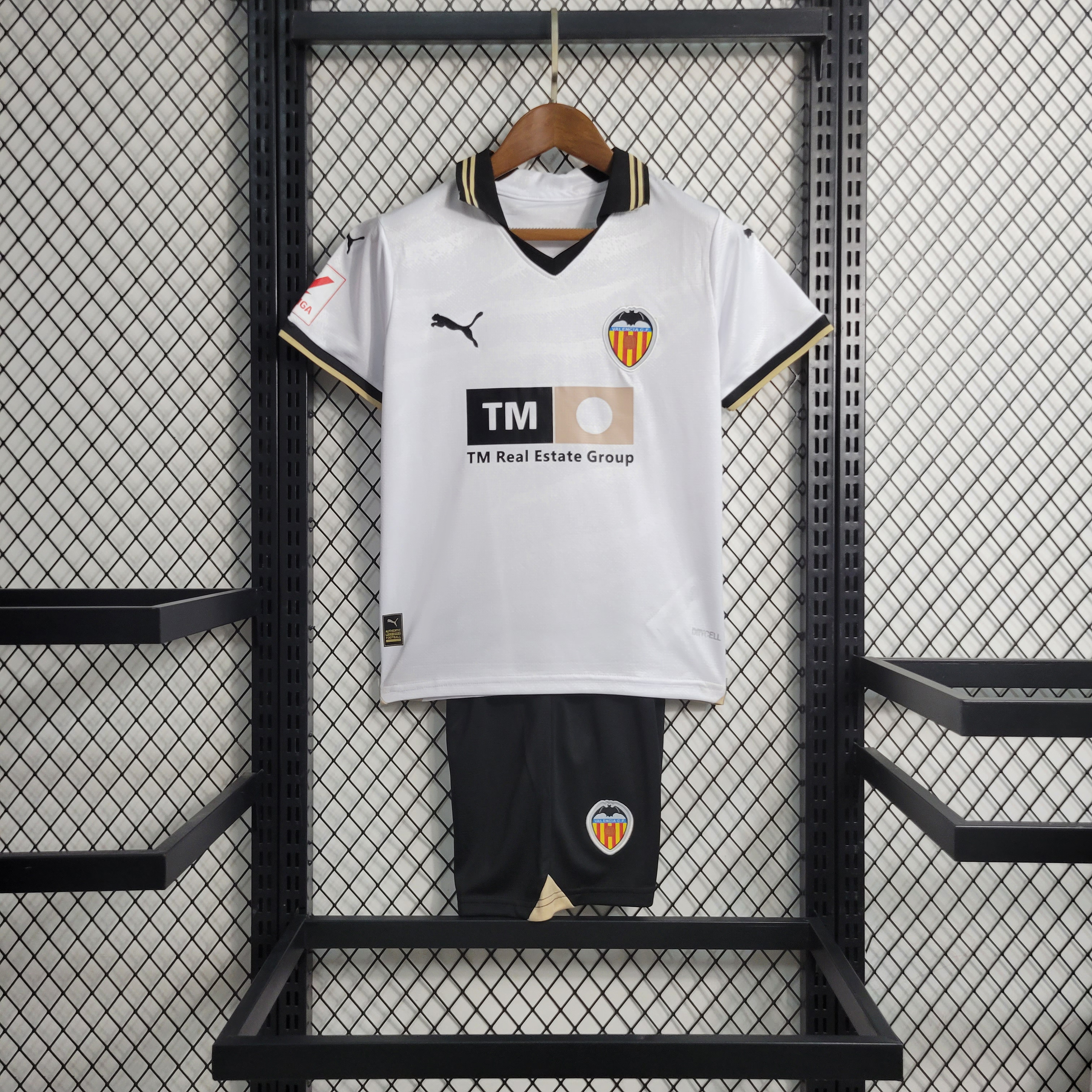 Valencia 23-24 Home Kids Kit - SOCCERDEALSHOP