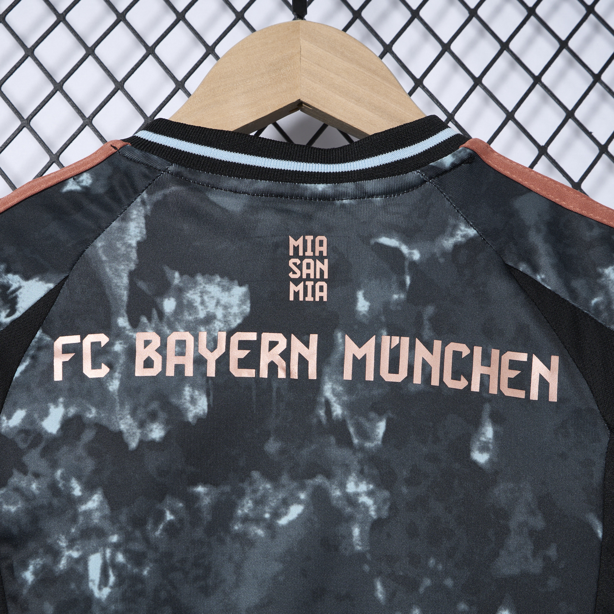 Bayern Munich 24-25 Away Kids Kit - Fans Version - SOCCERDEALSHOP