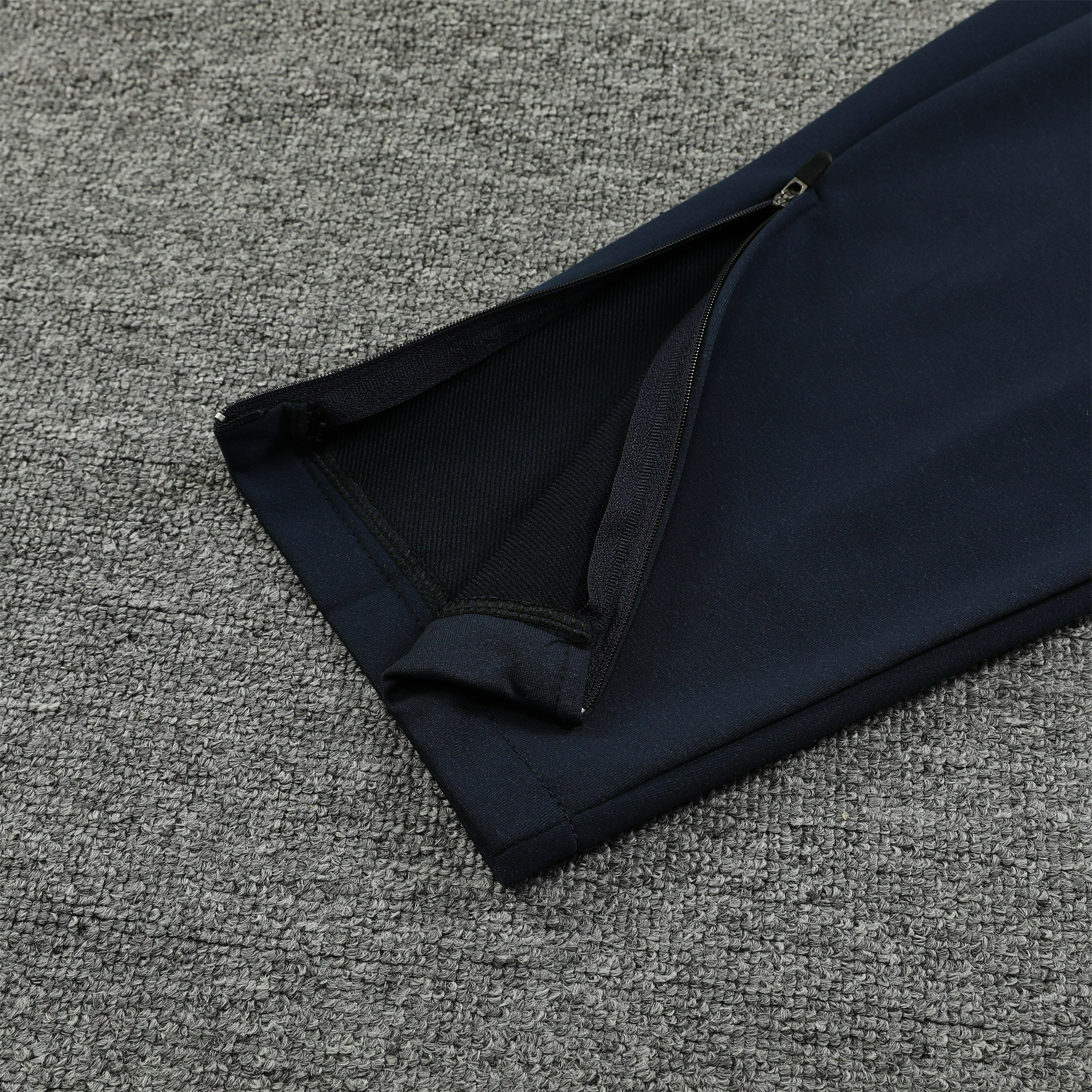 Tottenham Hotspur 23-24 Men's Training Hoodie + Pants - SOCCERDEALSHOP