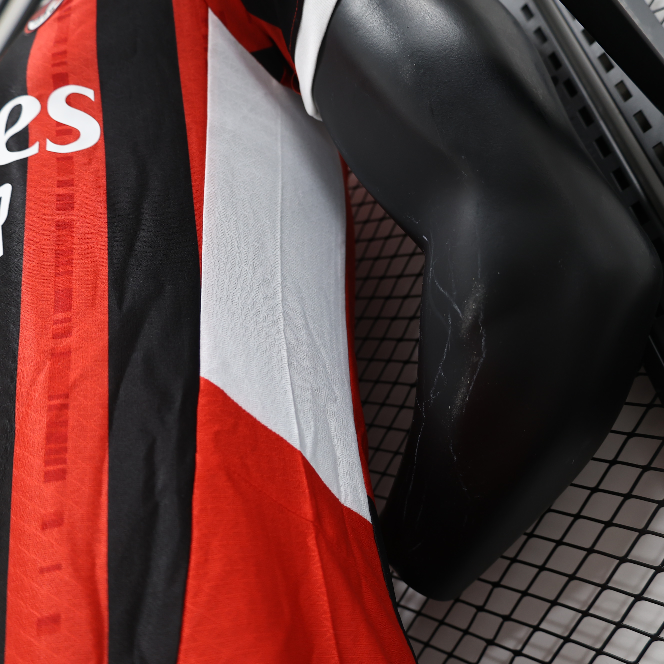 AC Milan 24-25 Home Stadium Jersey - Player Version - SOCCERDEALSHOP