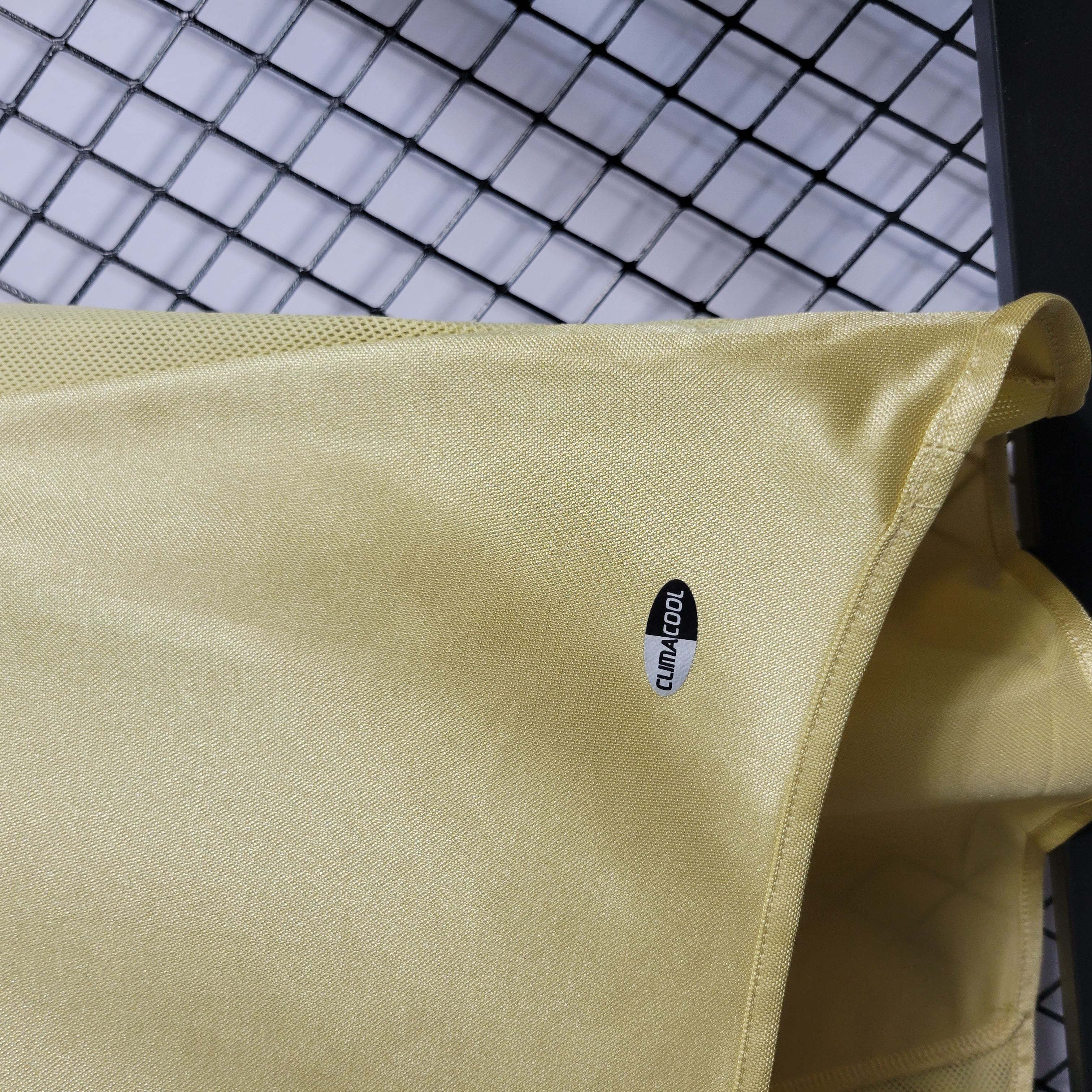 Bayern Munich Retro 04-05 Away Shirt - SOCCERDEALSHOP