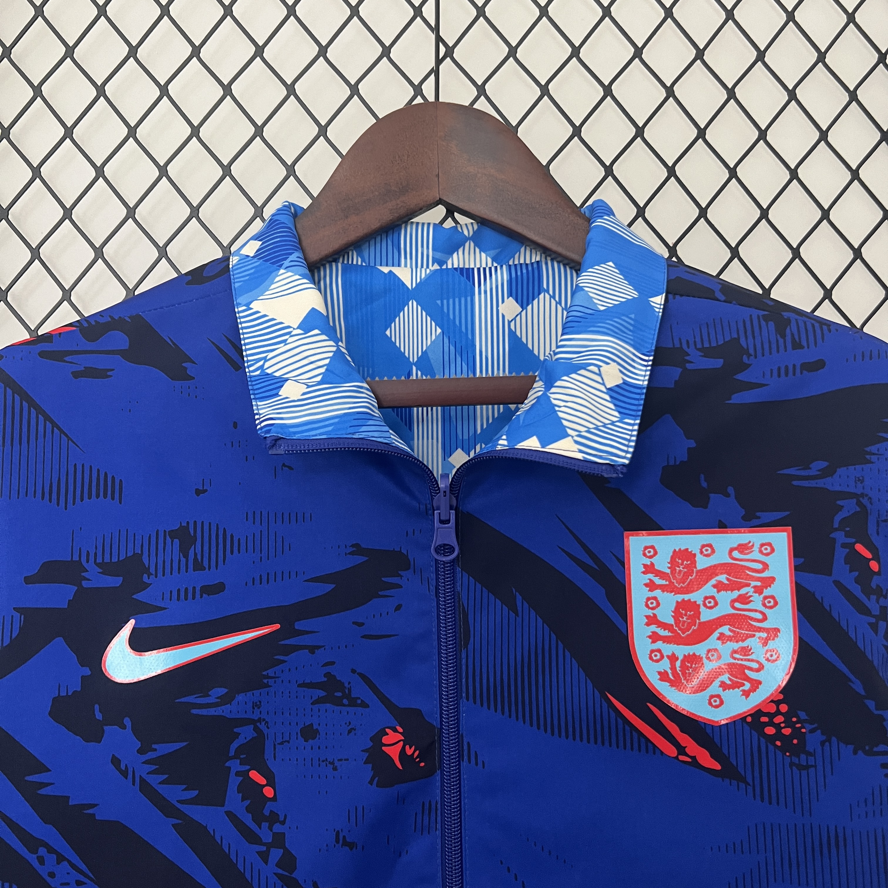 England 2024 Double Sided Reversible Windbreaker - Blue - SOCCERDEALSHOP